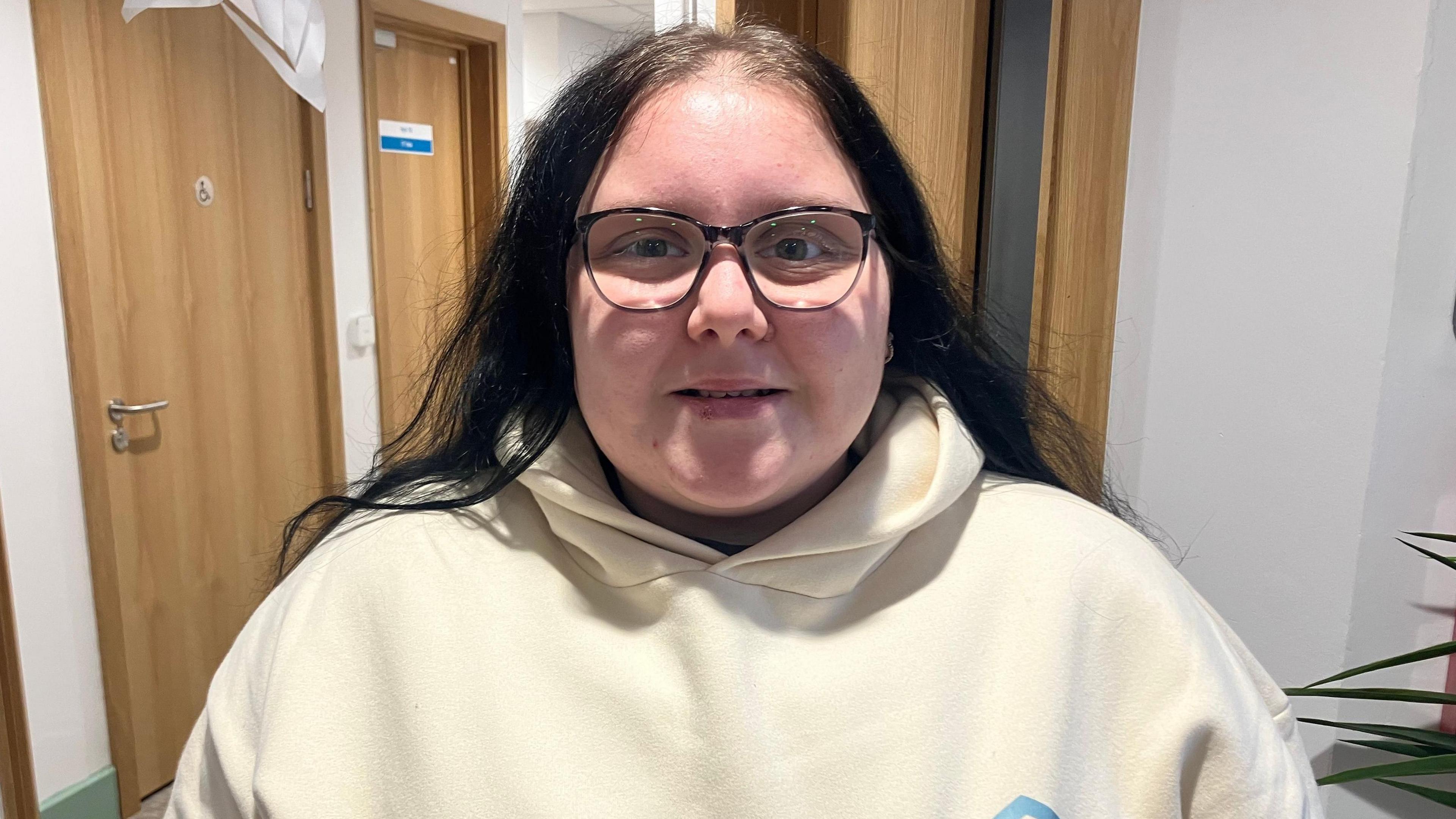 Nikita, 17 o Lanelli