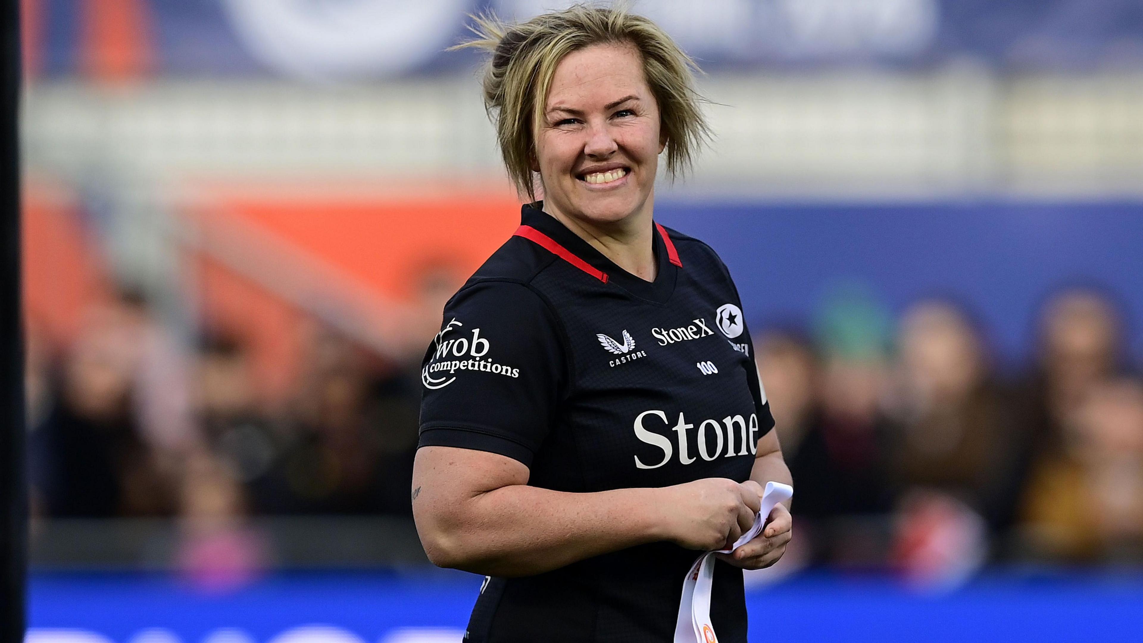 Marlie Packer in a Saracens shirt