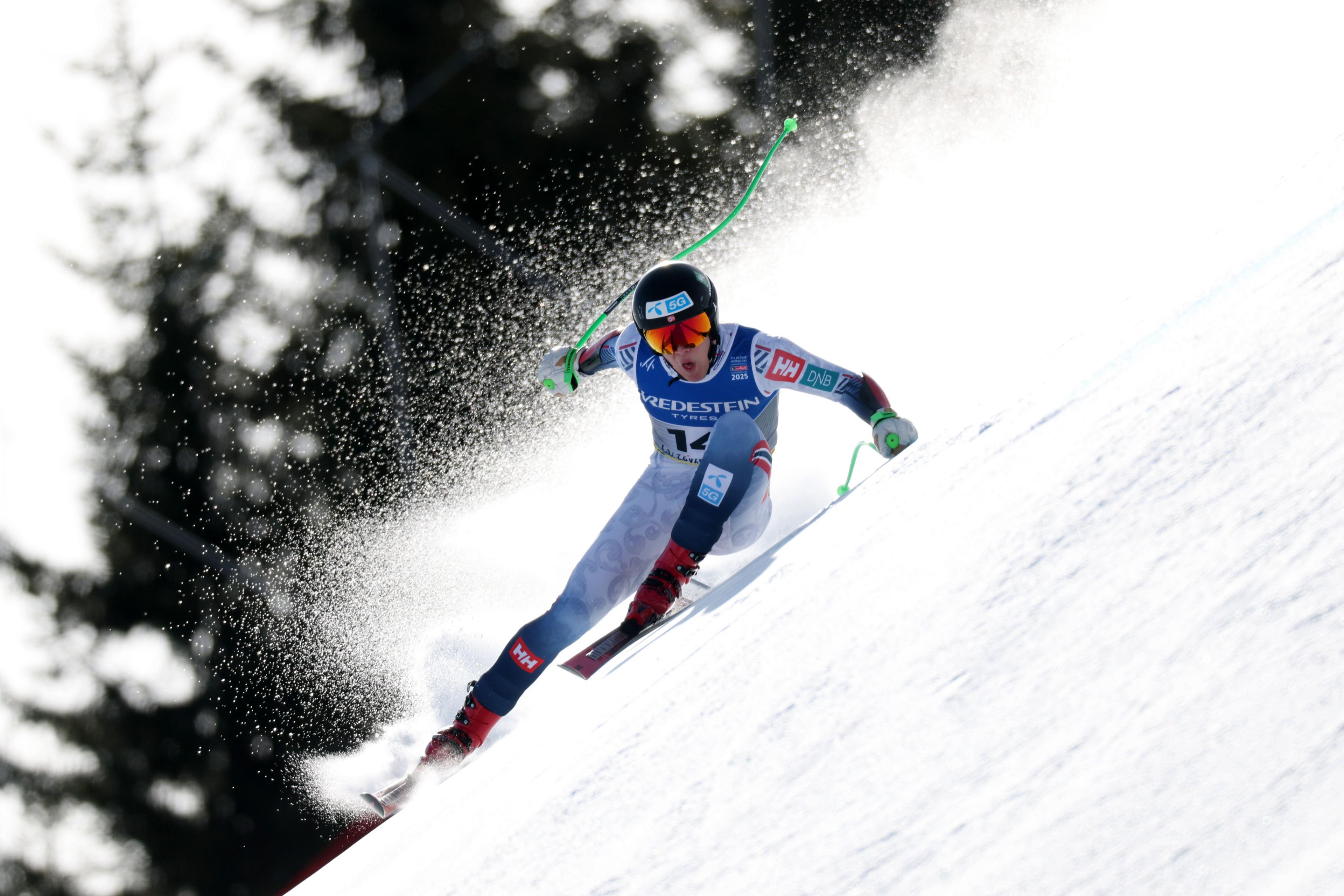 Fredrik Moeller of Team Norway competes in Men's Super G during the FIS Alpine World Ski Championships at Zwölferkogel on February 07, 2025 in Saalbach-Hinterglemm, Austria