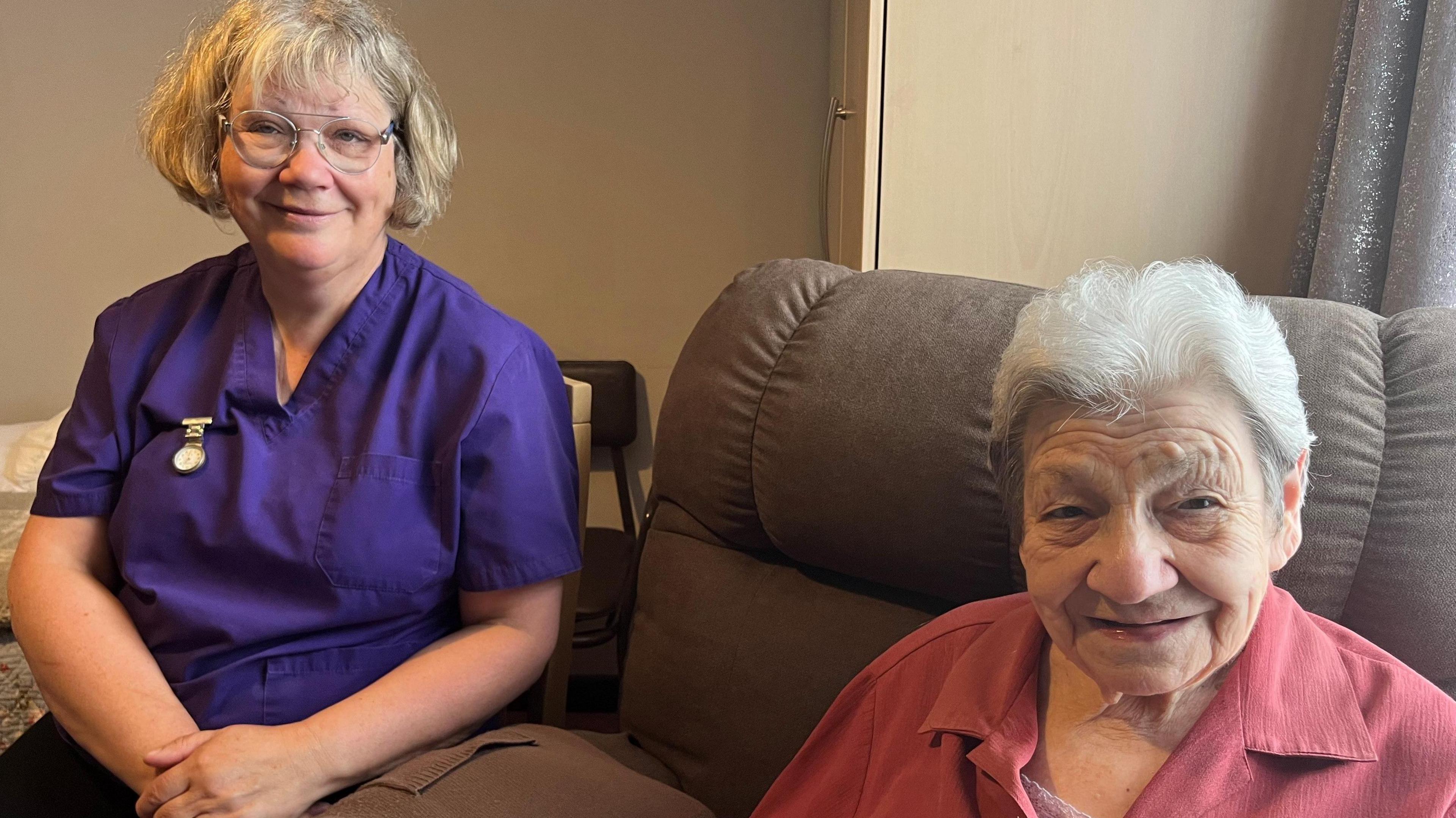 Jean and daughter Tracey in care home