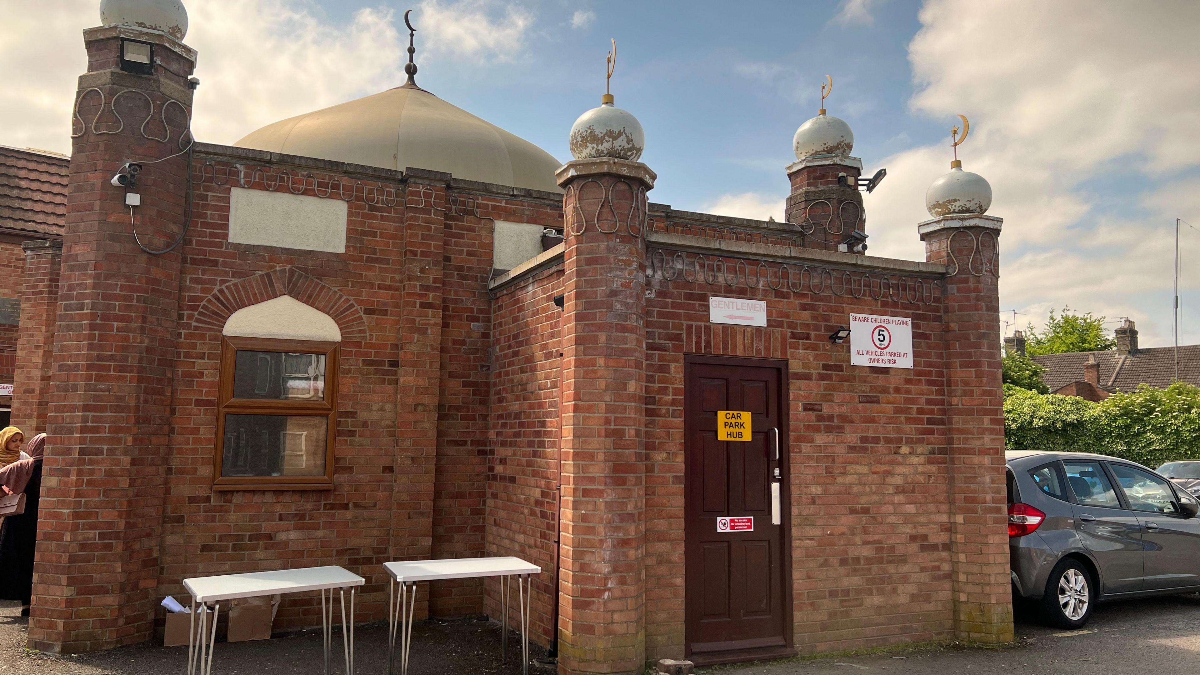 Mosque entrance 