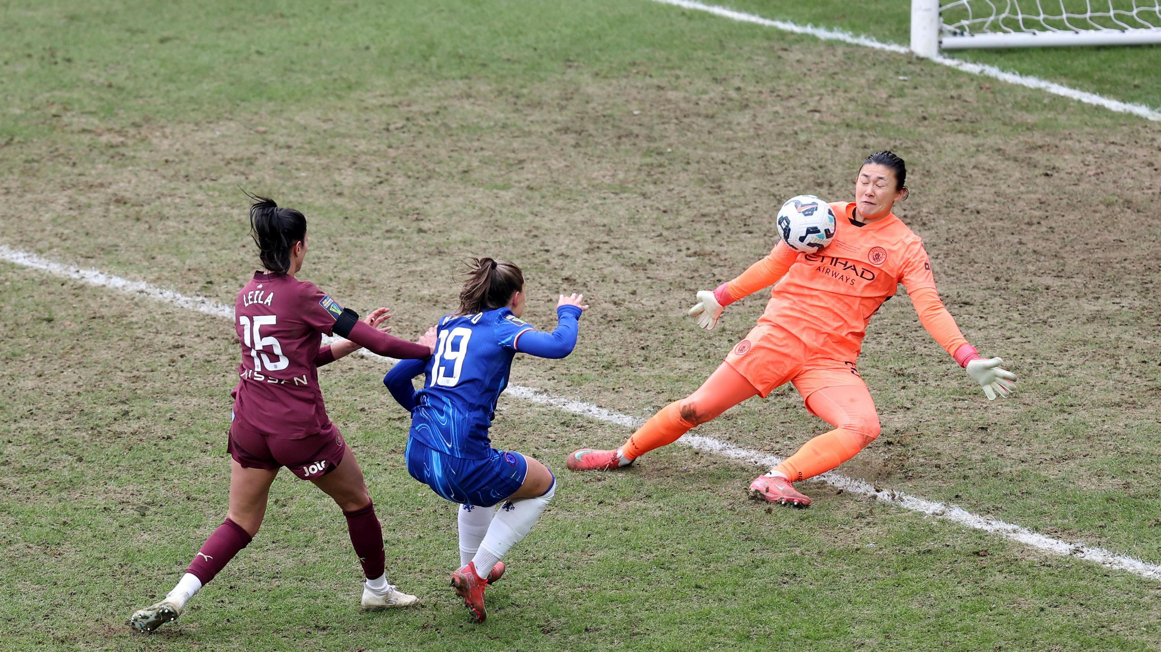 Johanna Rytting-Kaneryd sees her shot saved