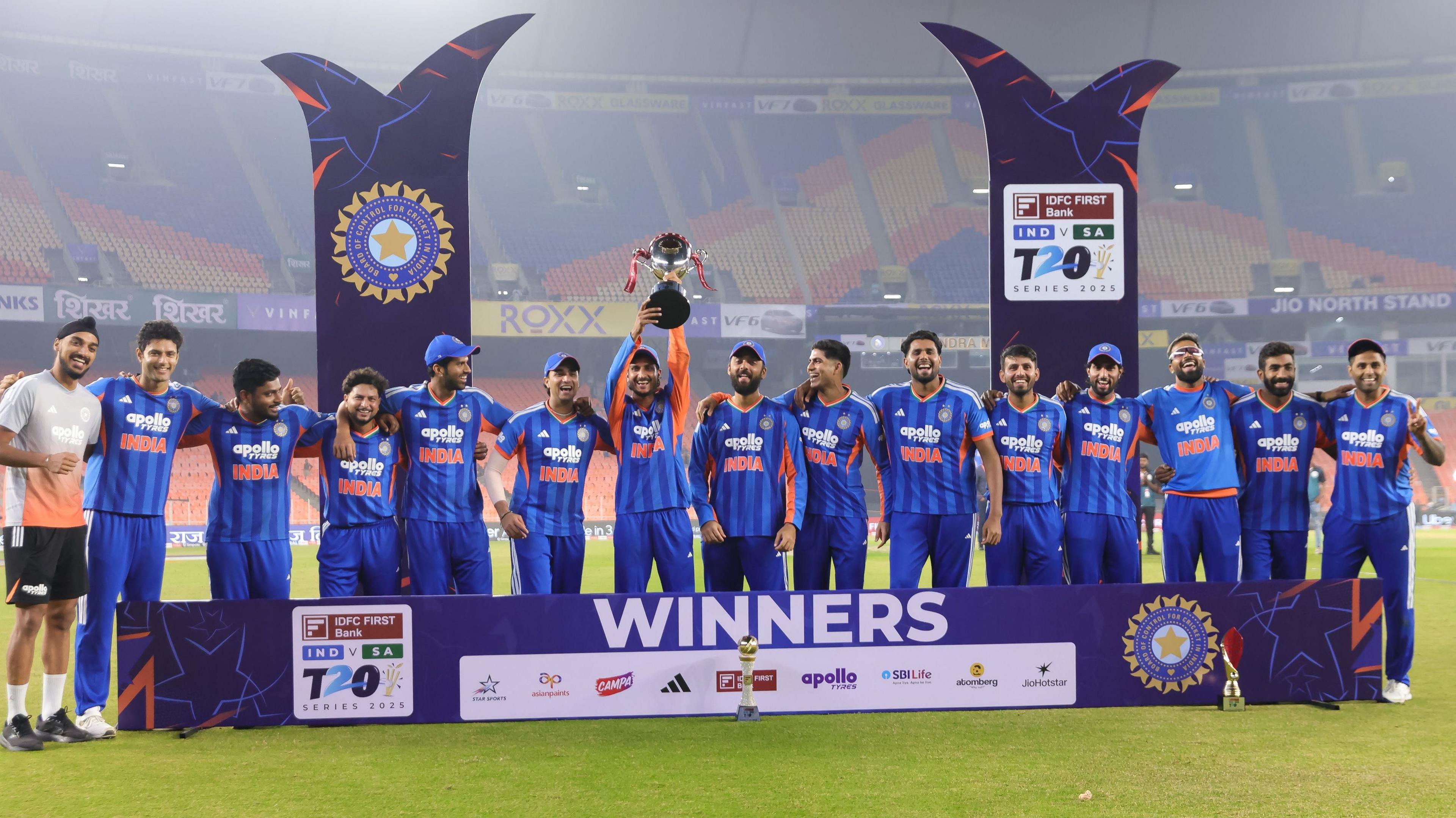 India with the T20 series trophy