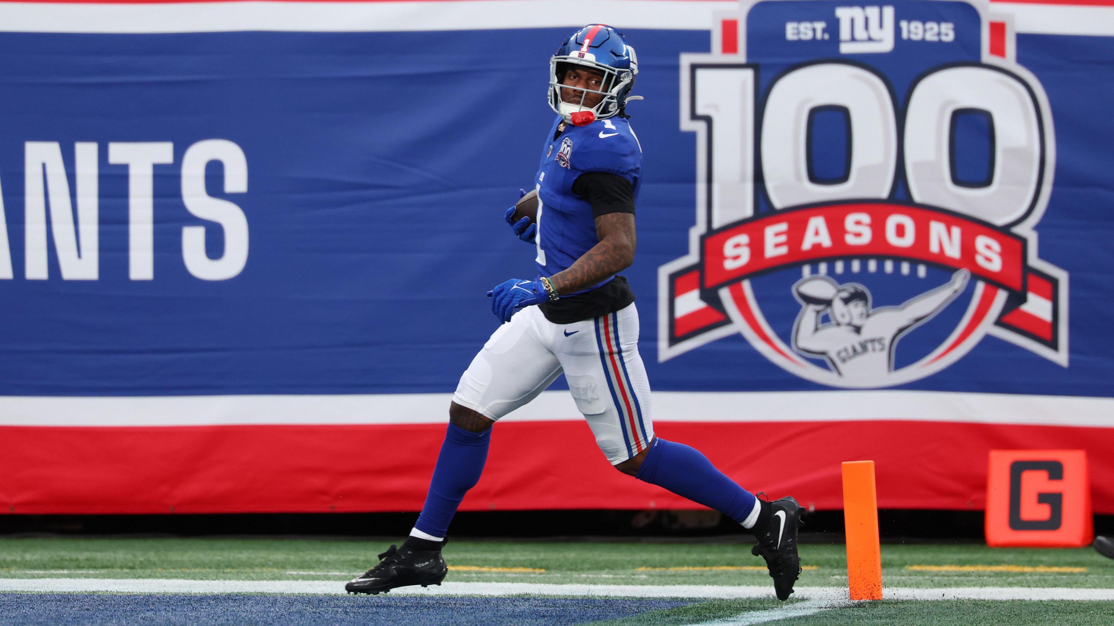 New York Giants receiver Malik Nabers catches one of his two touchdowns against the Colts