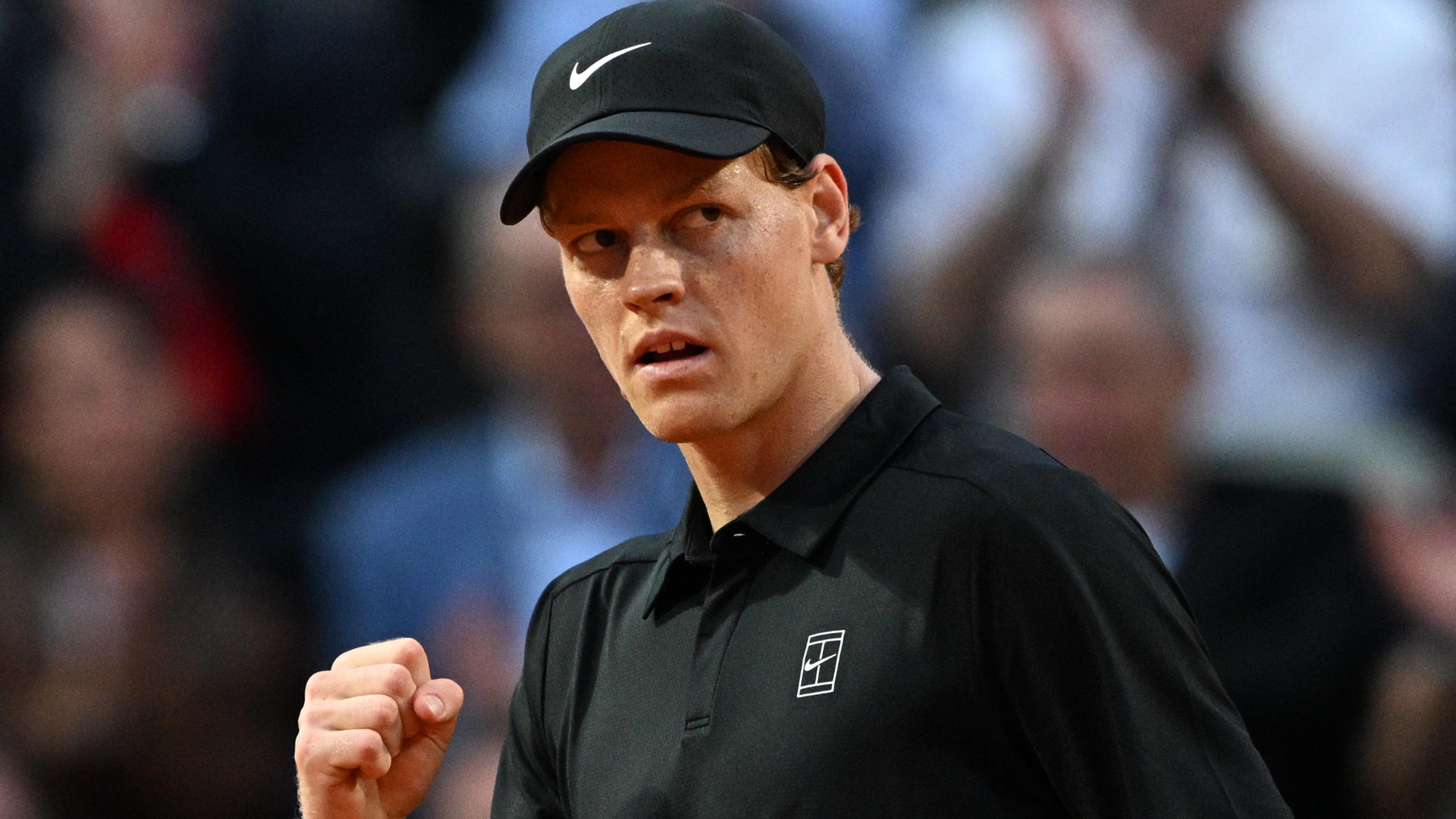 Jannik Sinner celebrates a point during the Italian Open