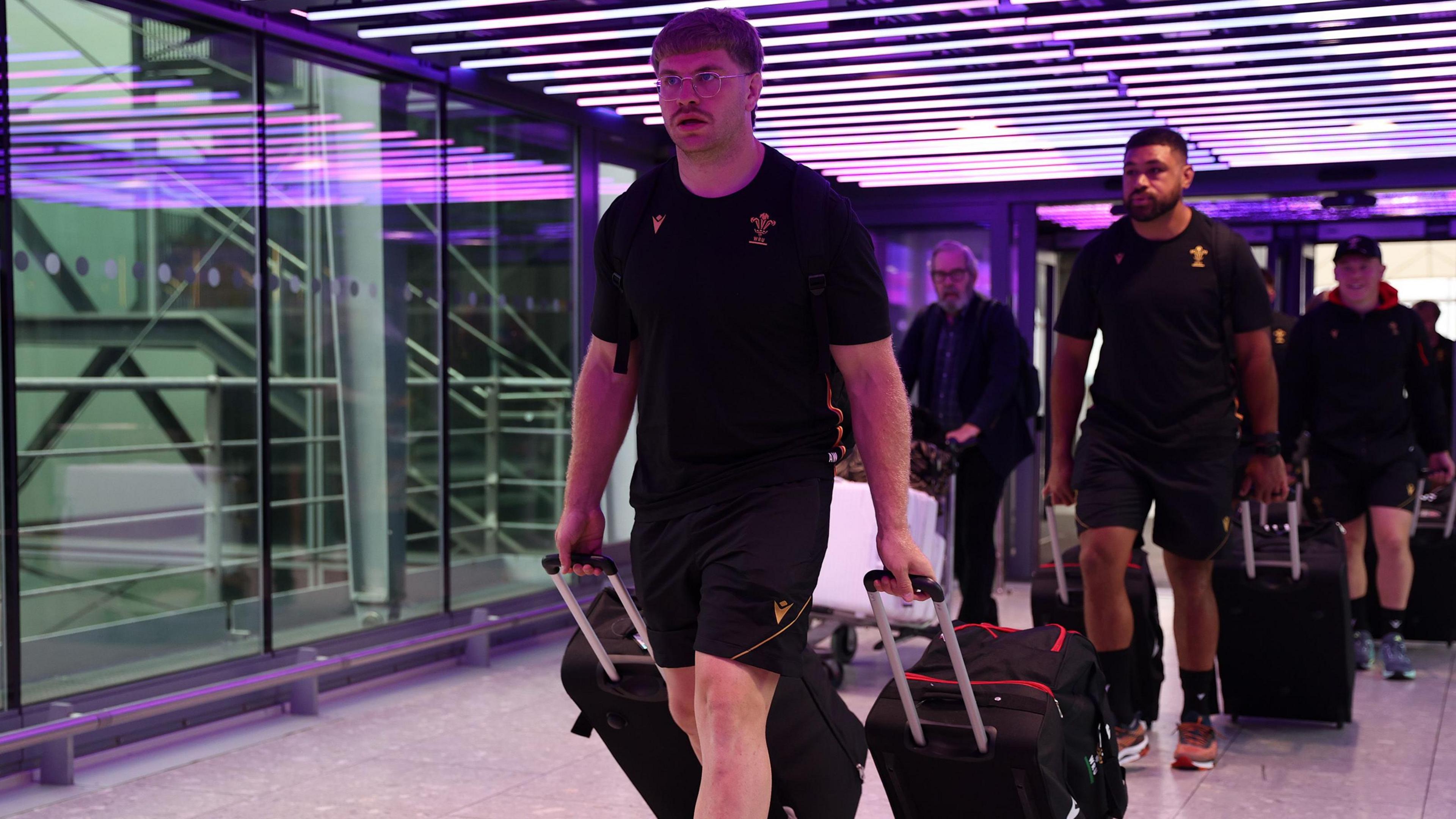 Aaron Wainwright and Taulupe Faletau travel to Japan as part of Wales squad