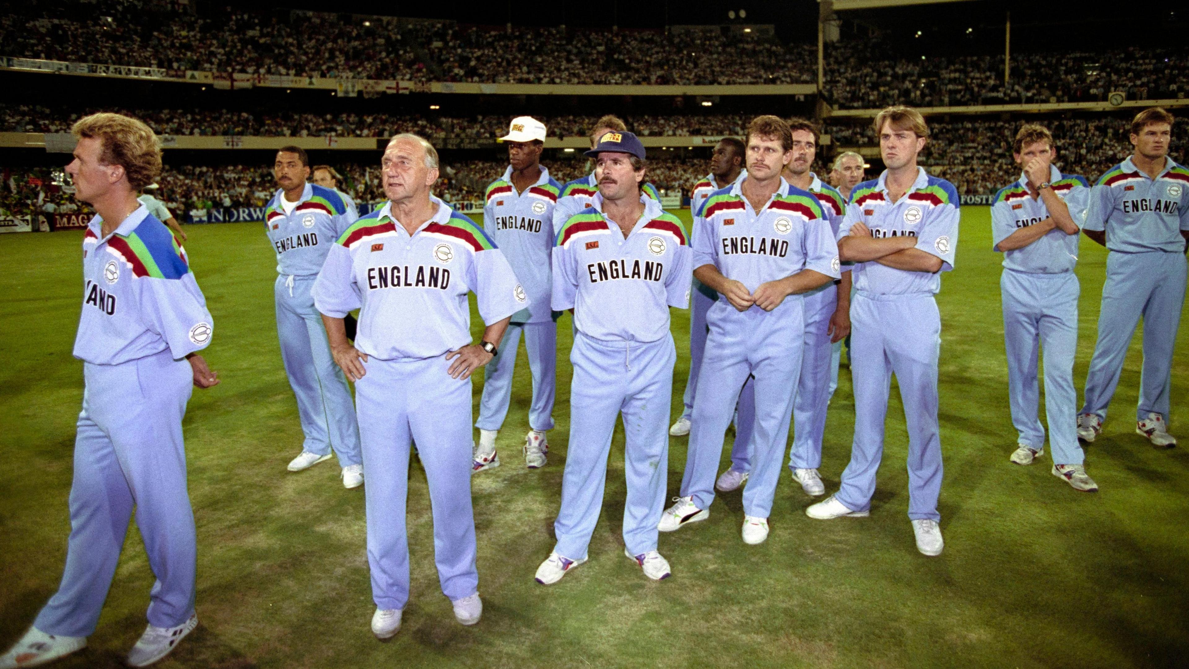 Robin Smith (sixth from right) and the England players after their defeat by Pakistan in the 1992 World Cup final