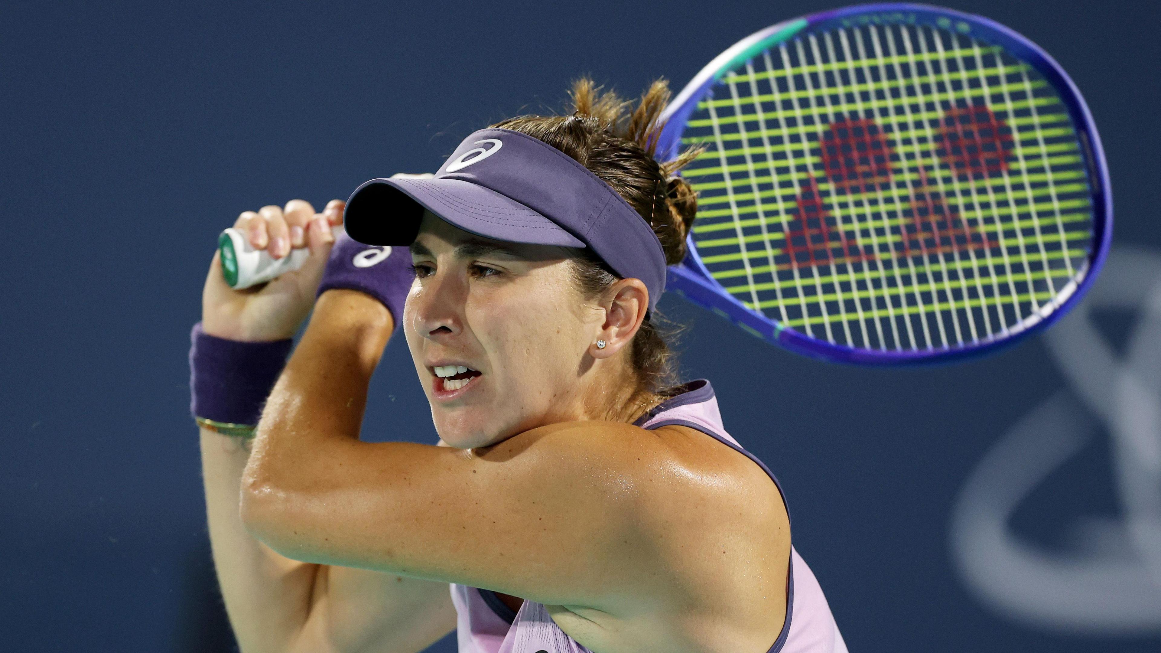 Belinda Bencic play at backhand during her Abu Dhabi Open semi-final win over Elena Rybakina