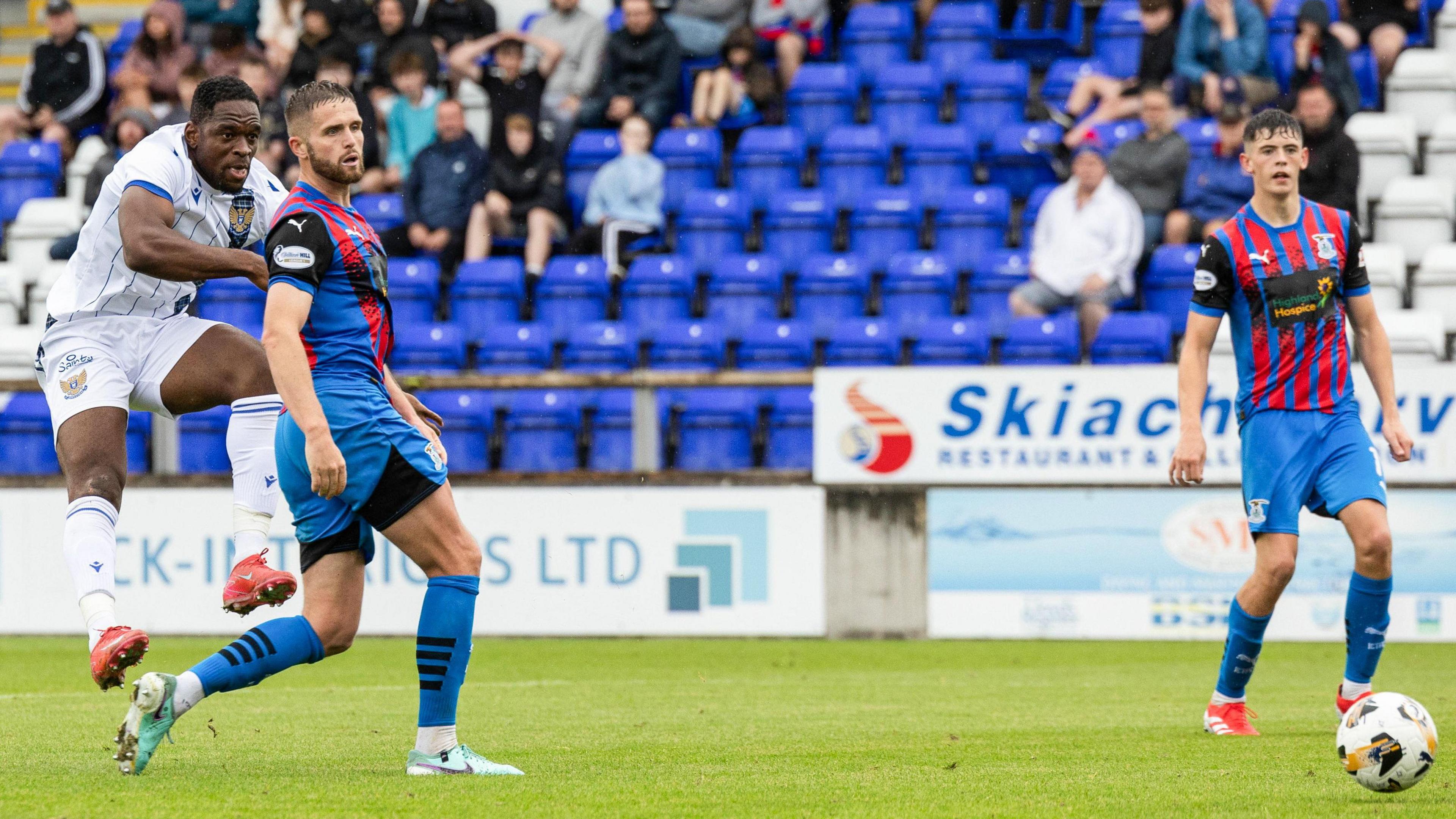 Uche Ikpeazu scores for St Johnstone against Inverness Caledonian Thistle