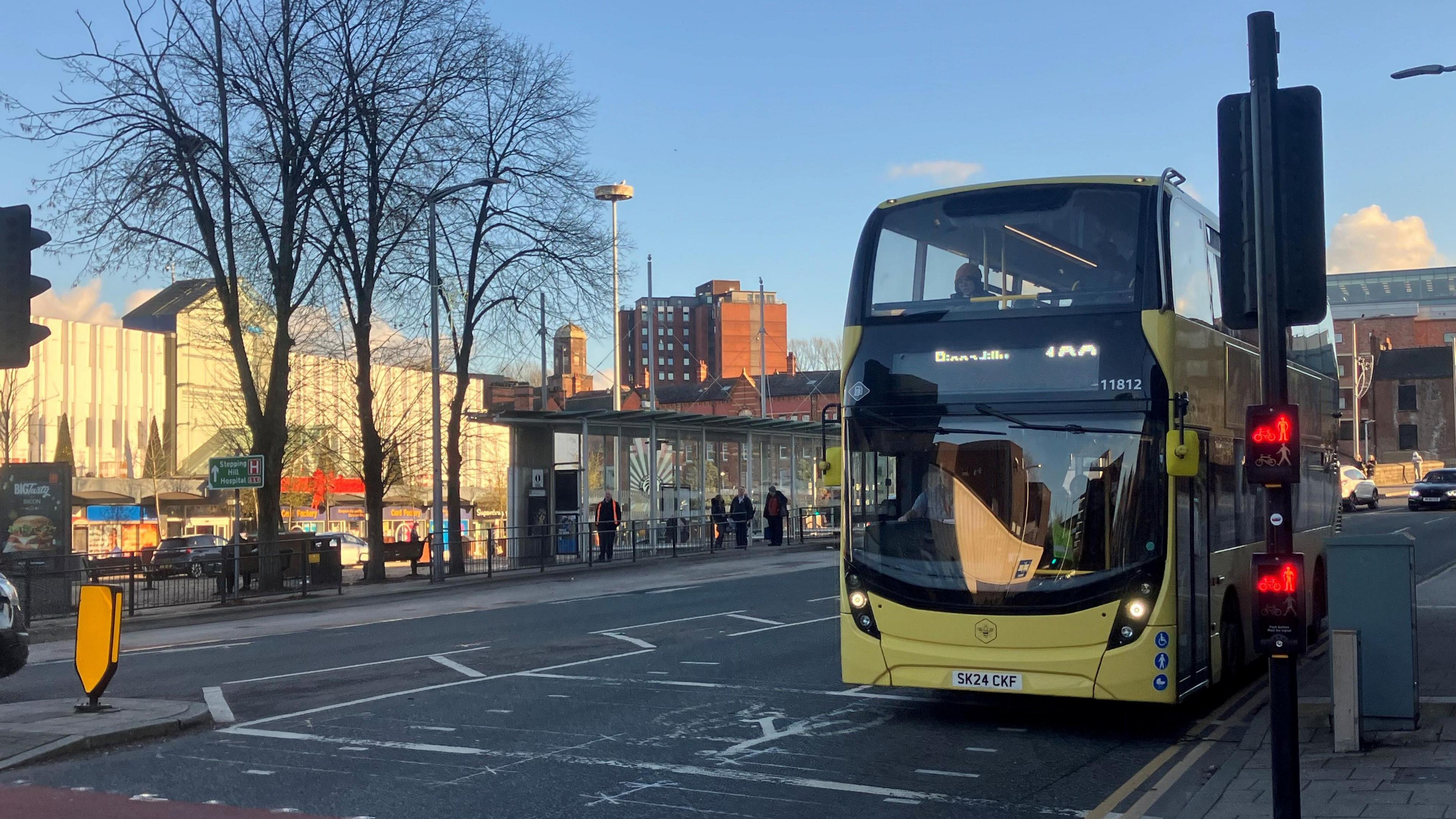 Photograph of a bus in Stockport town centre