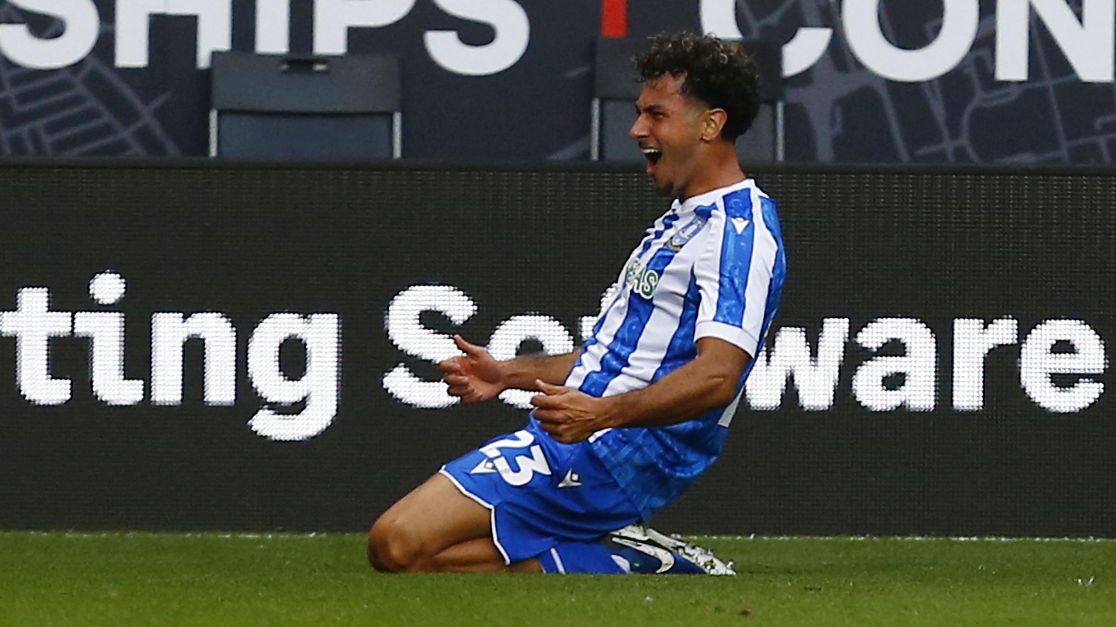 Gui Siqueira celebrates scoring for Sheffield Wednesday