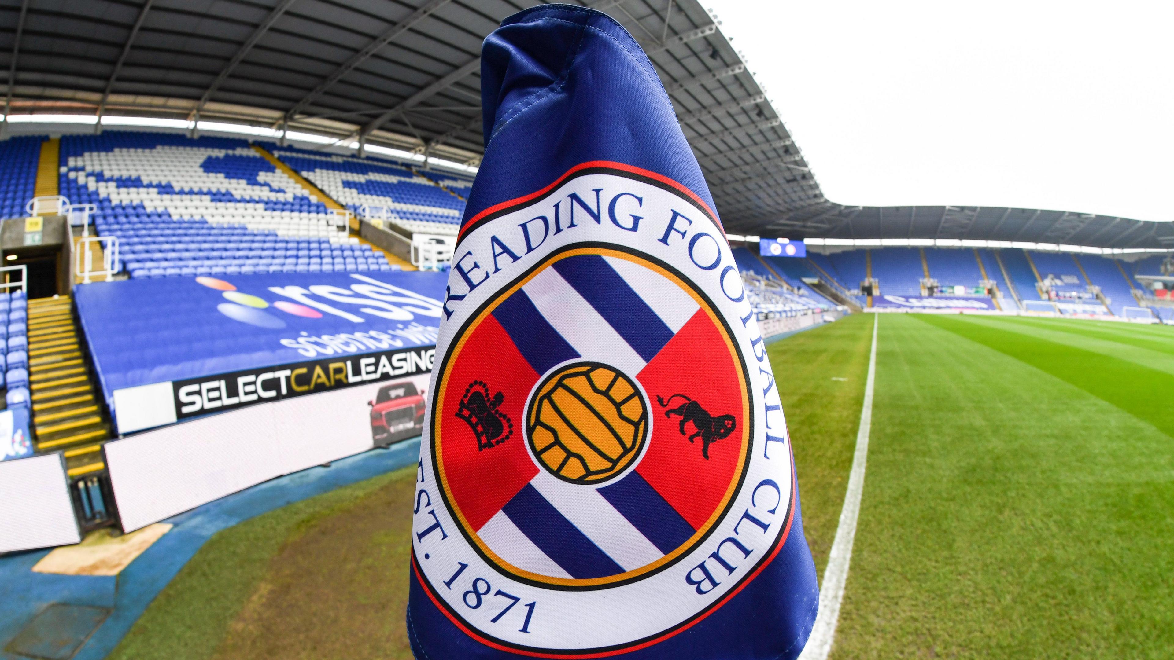 Reading' corner flag at their Select Car Leasing Stadium