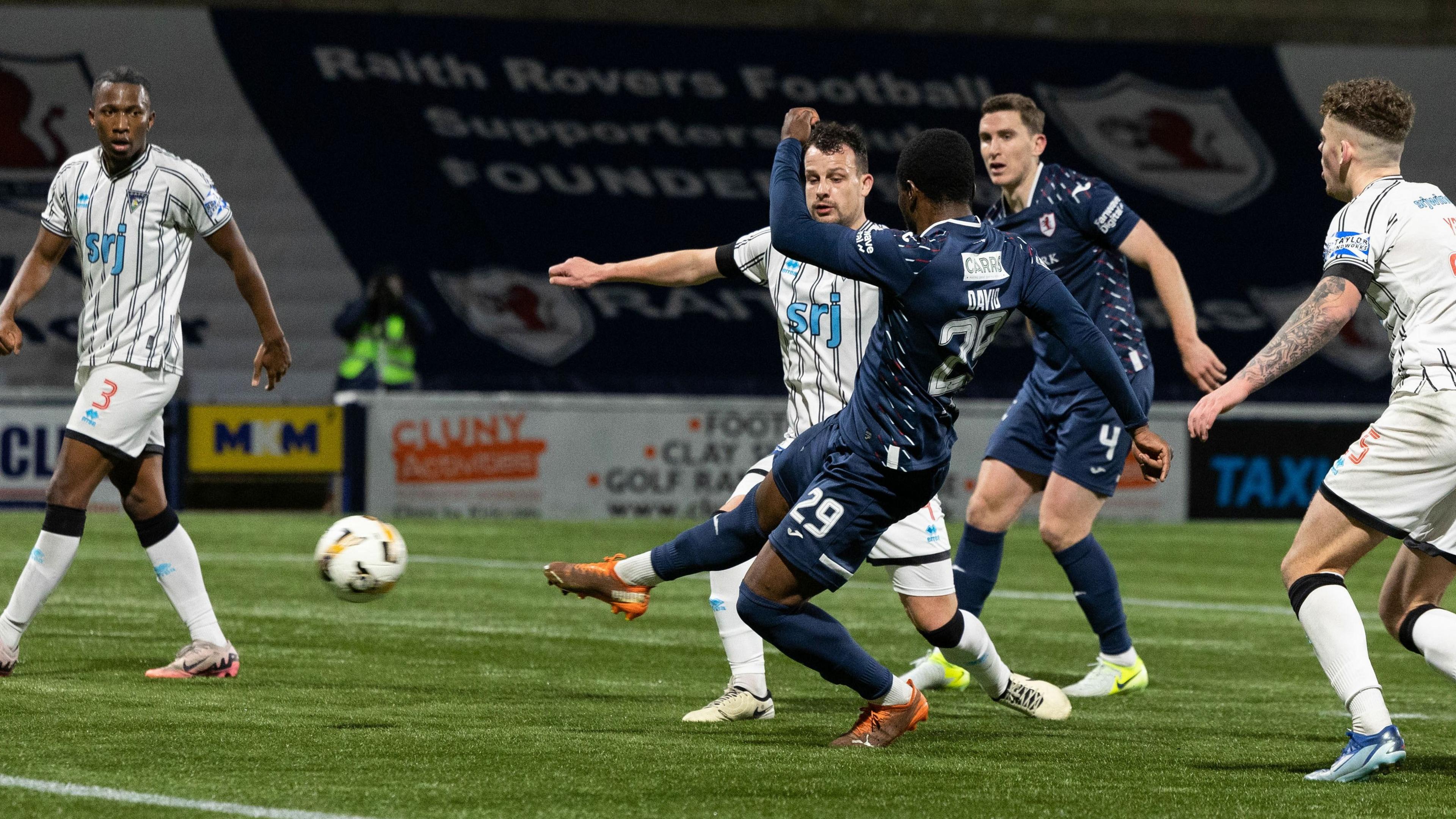 Korede David scores for Raith Rovers