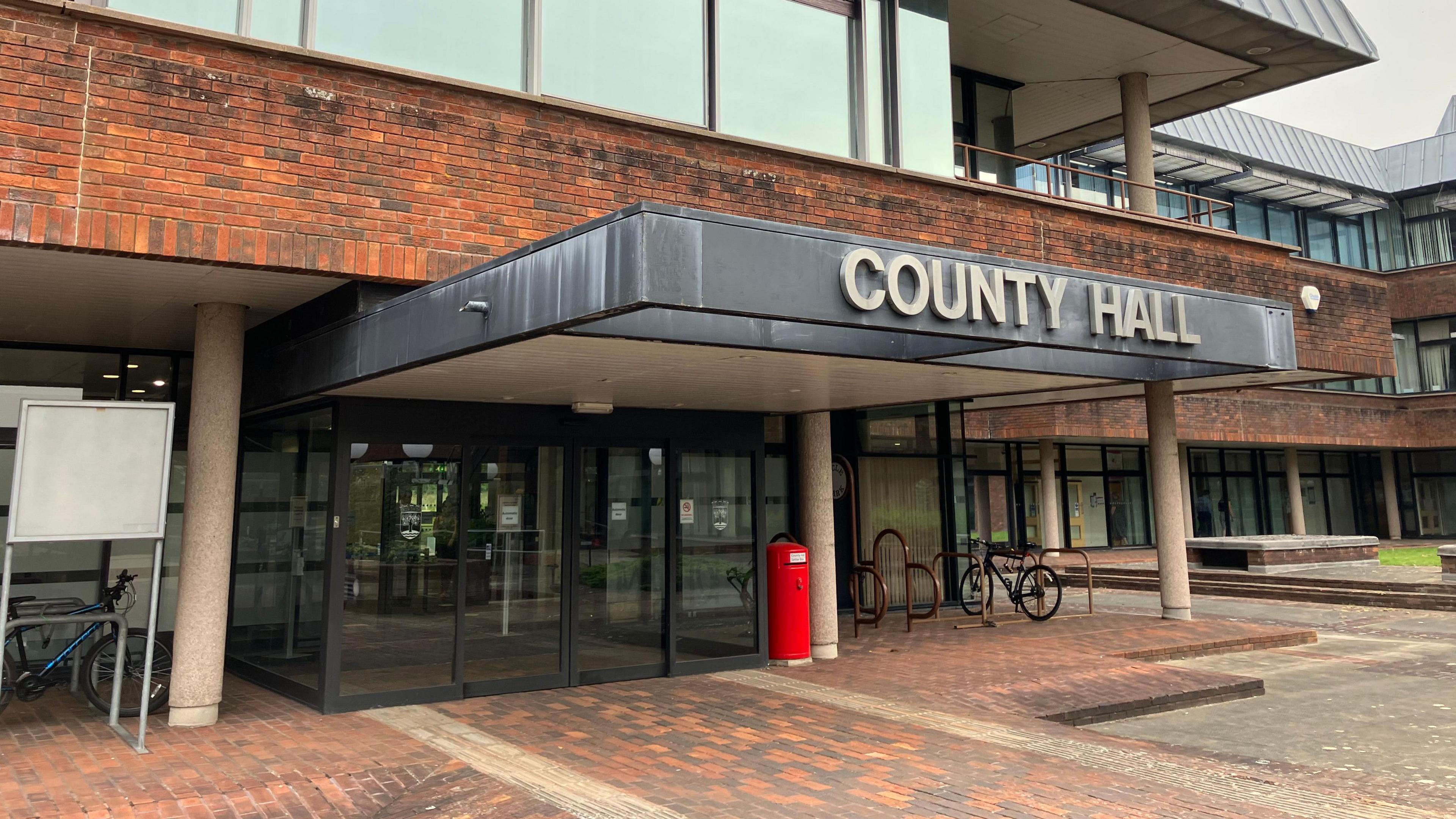 The main entrance to County Hall