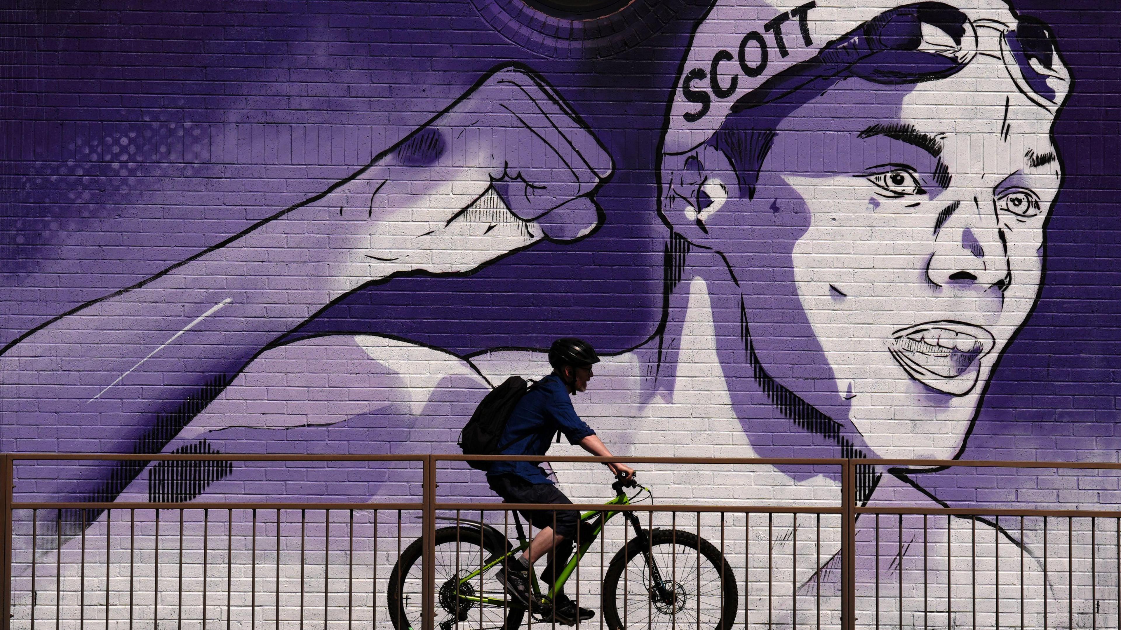 Duncan Scott mural