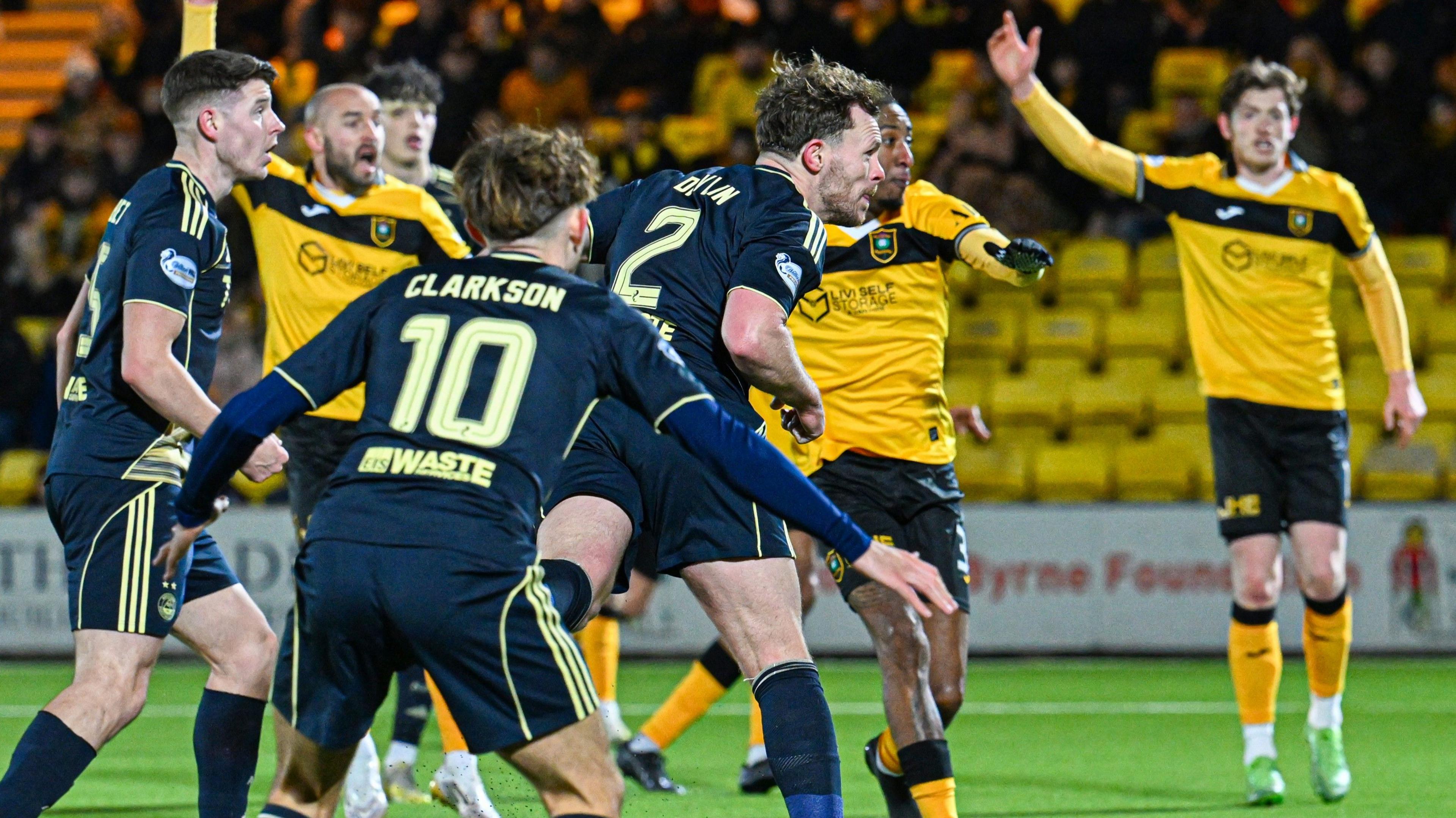 Livingston v Aberdeen