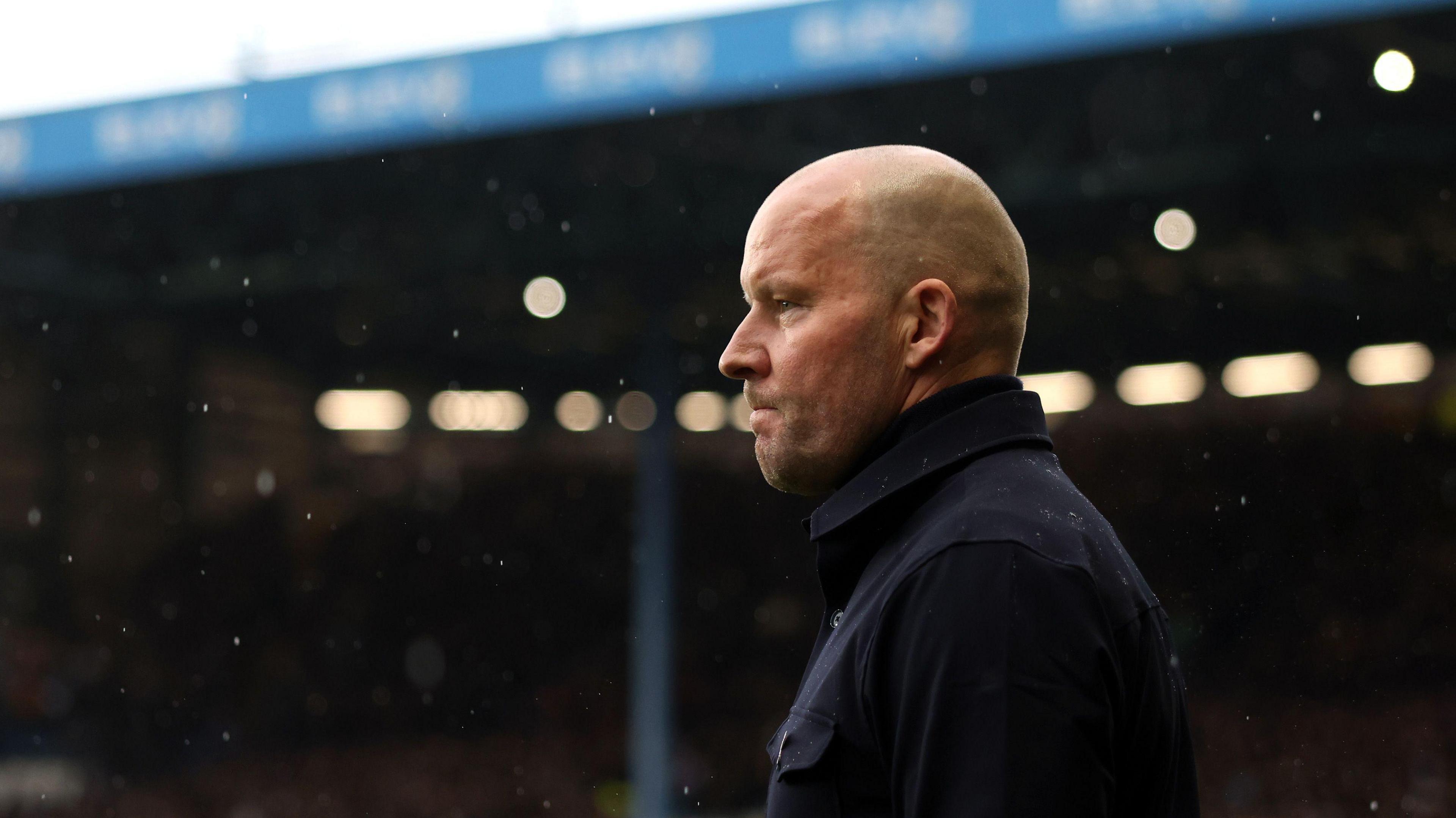 Sheffield Wednesday boss Henrik Pedersen stands on the touchline
