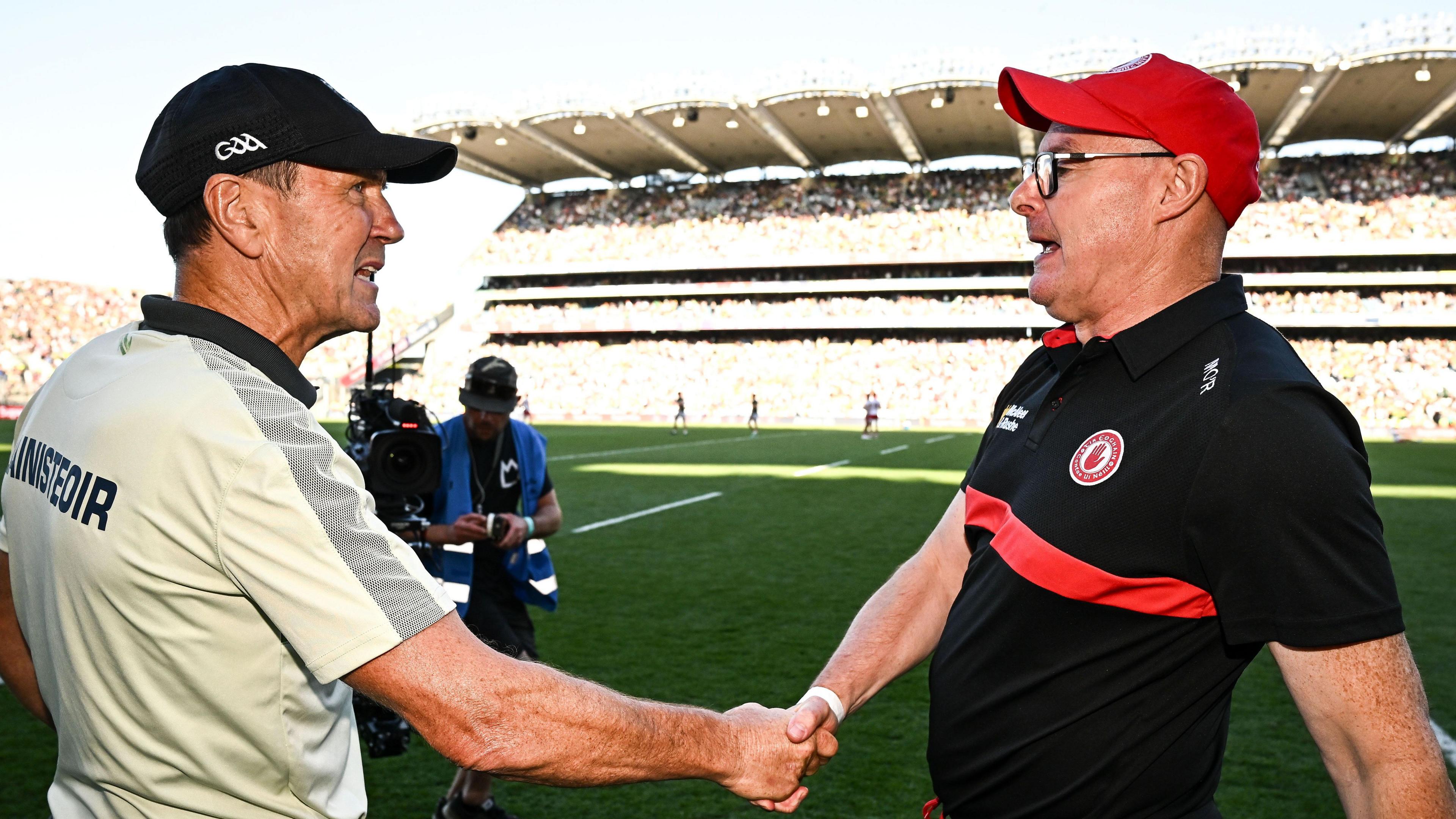 Jack O'Connor and Malachy O'Rourke shake hands