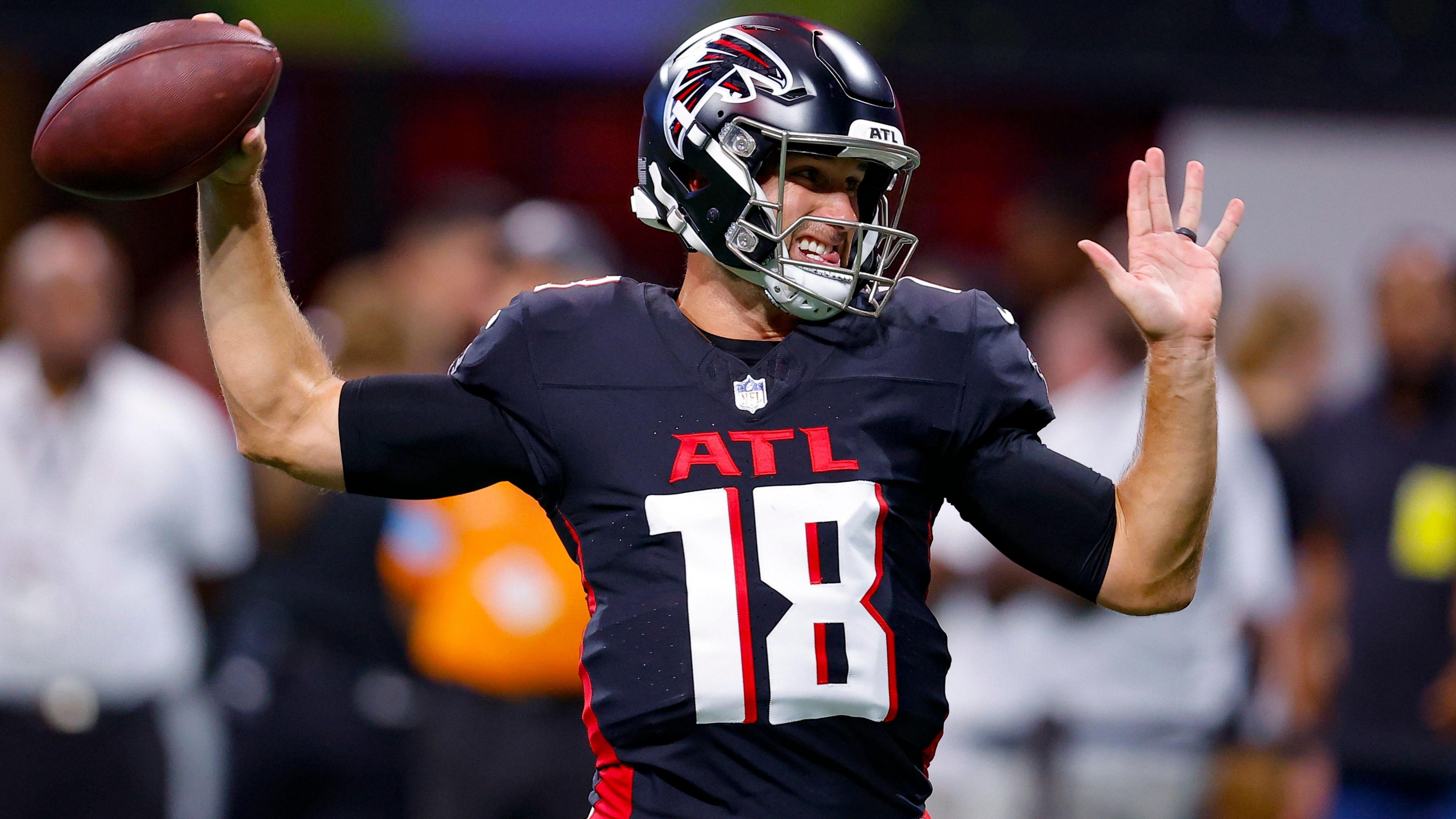 Atlanta Falcons quarterback Kirk Cousins throws a pass