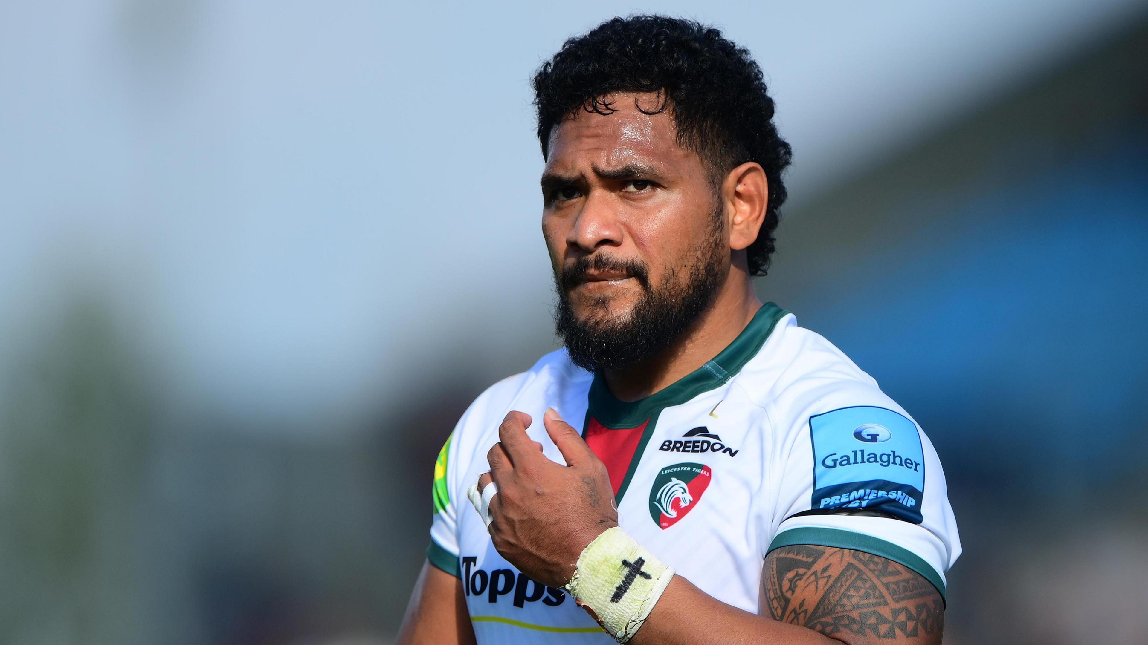 Solomone Kata playing for Leicester Tigers 