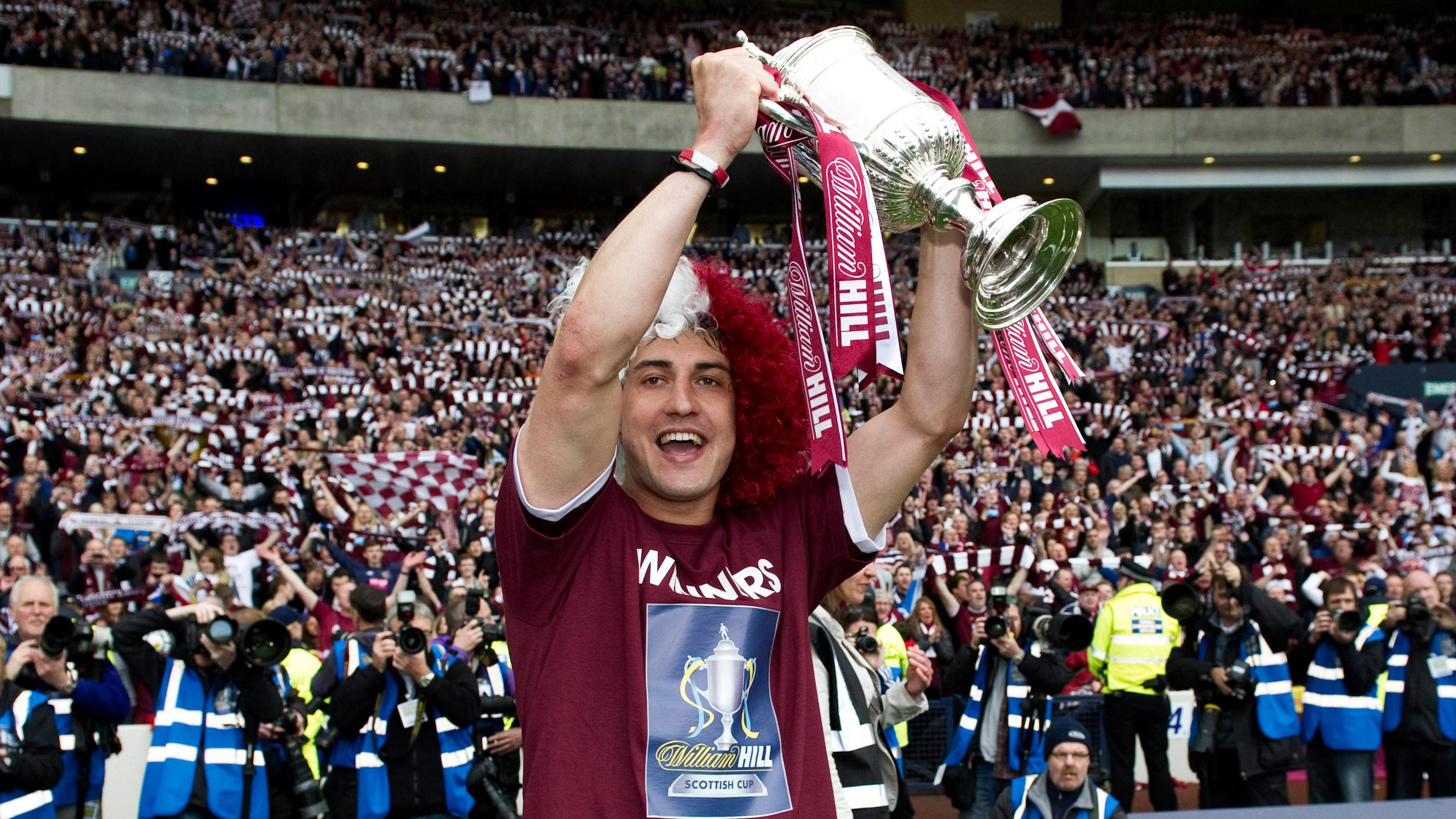 Rudi Skacel lifts the Scottish Cup 
