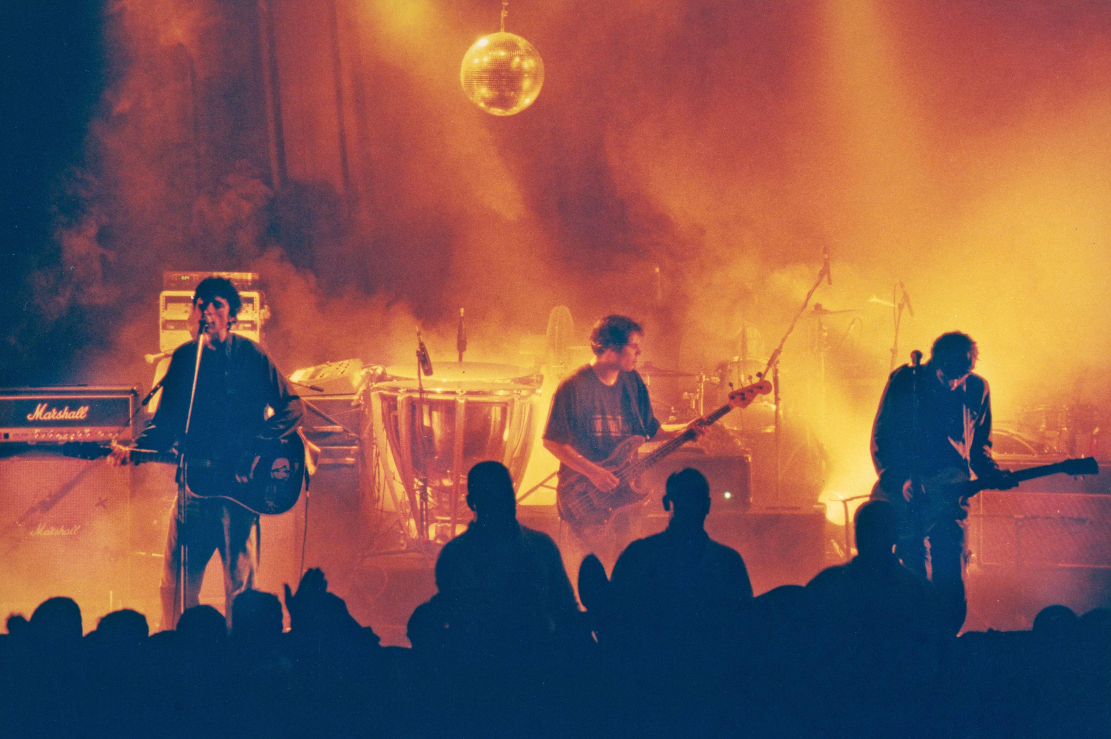 Super Furry Animals yn 1998