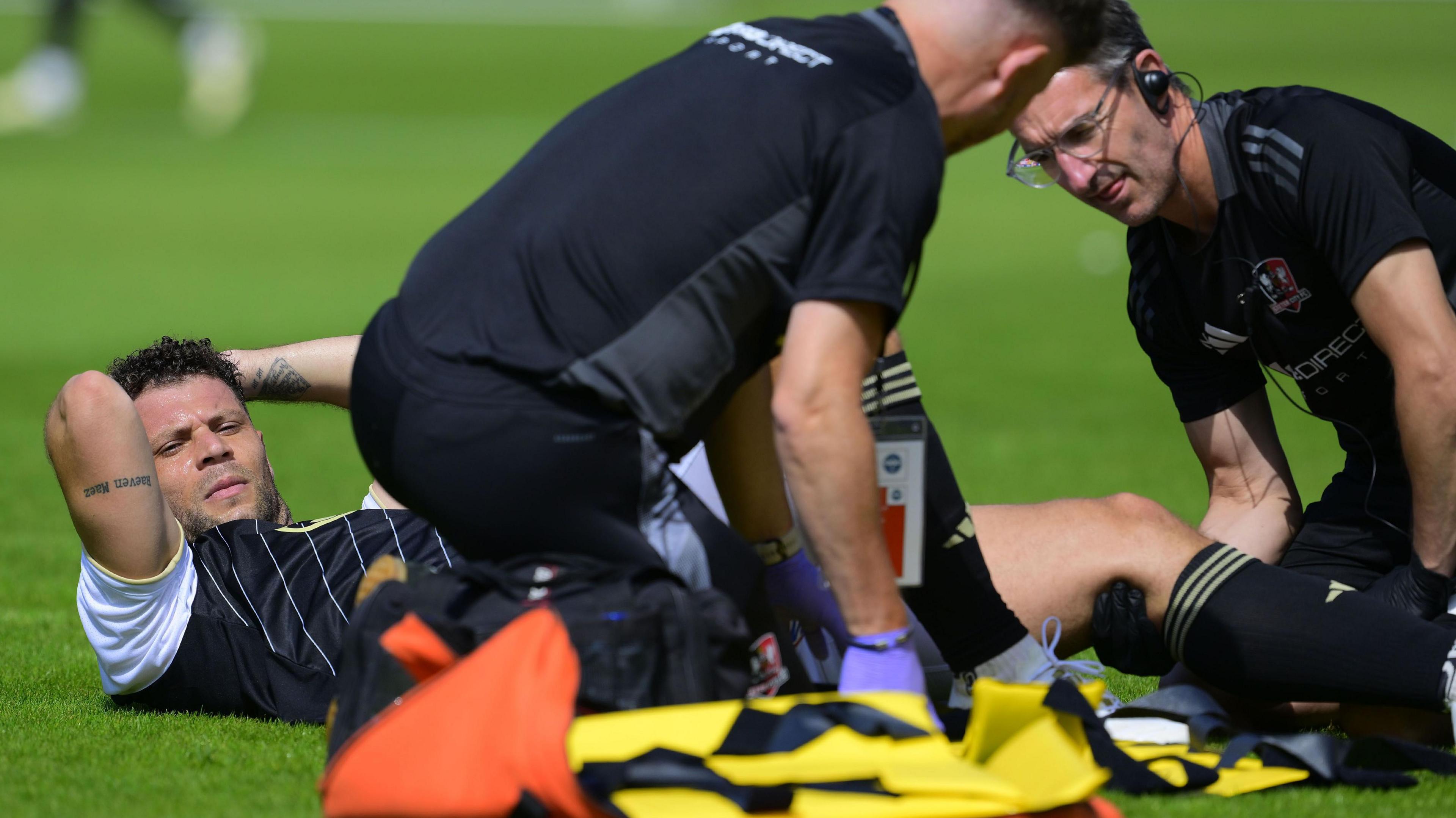 Yanic Wildschut gets medical attention during match