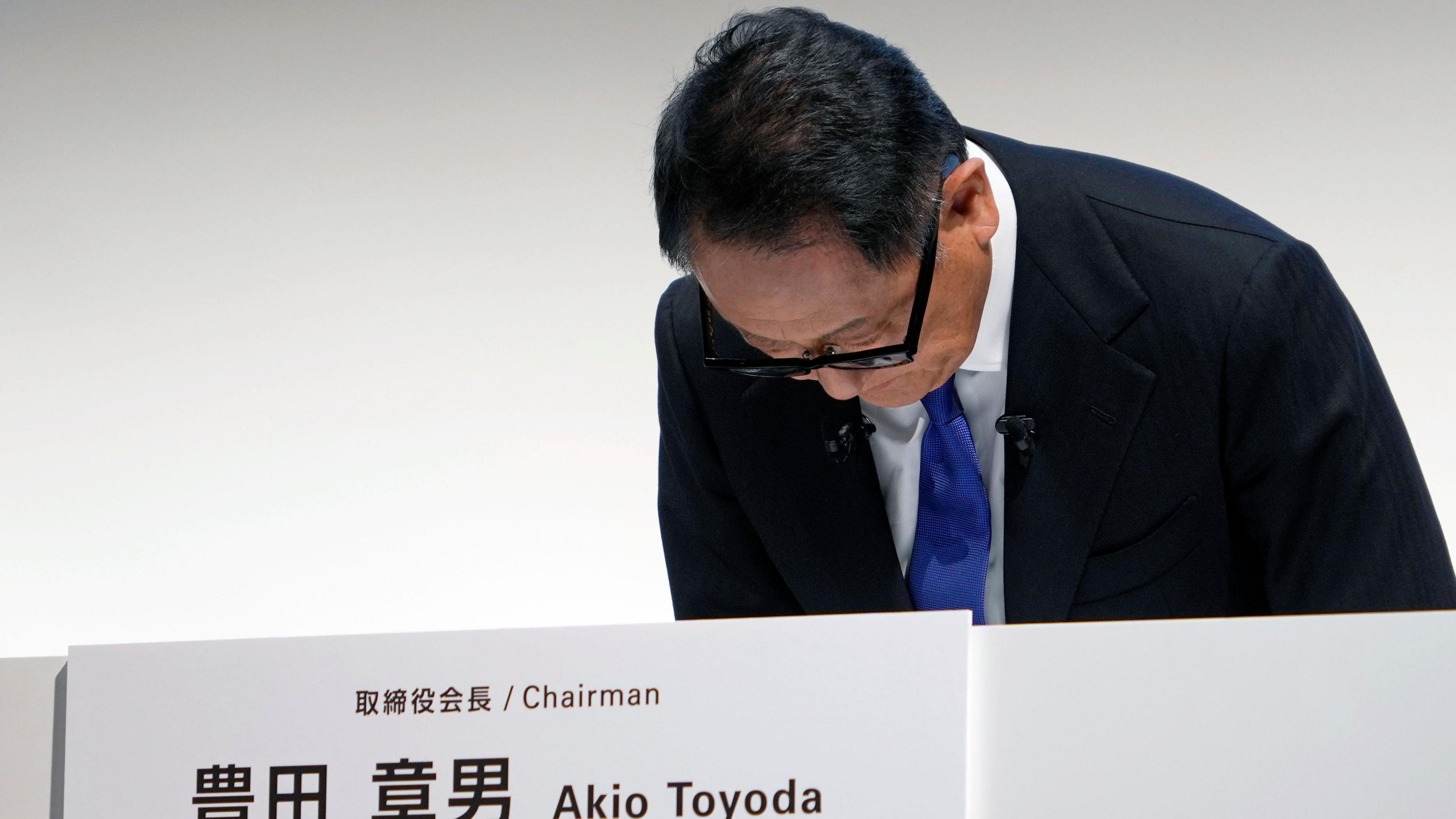 Toyota chairman Akio Toyoda bows at the start of a press conference in Tokyo, Japan on 3 June.