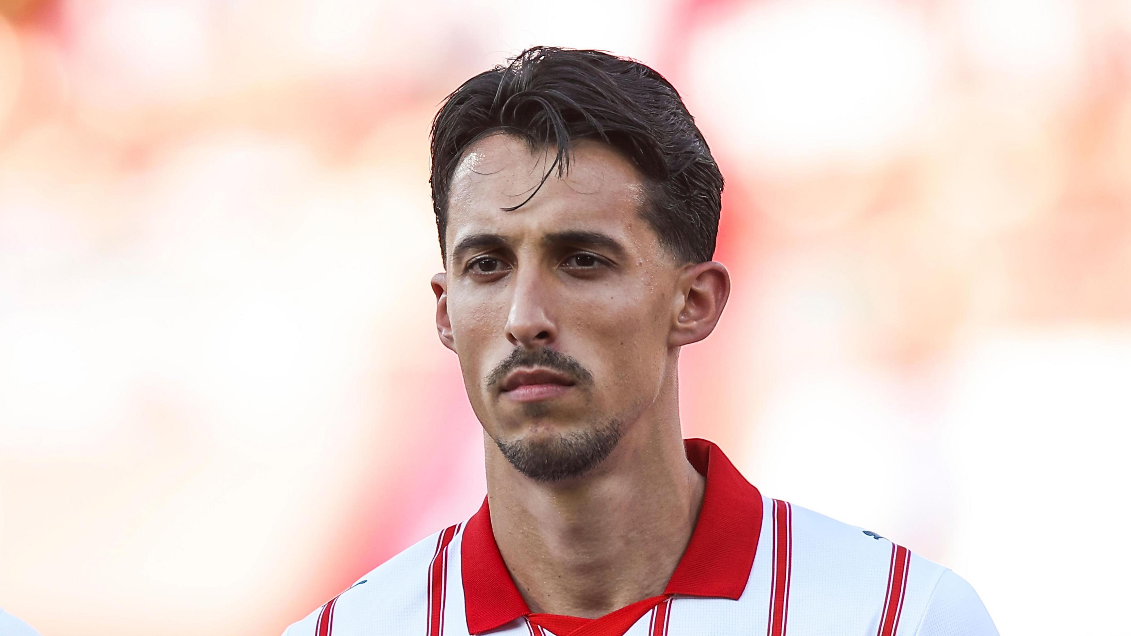 Bojan Miovski in action for Girona