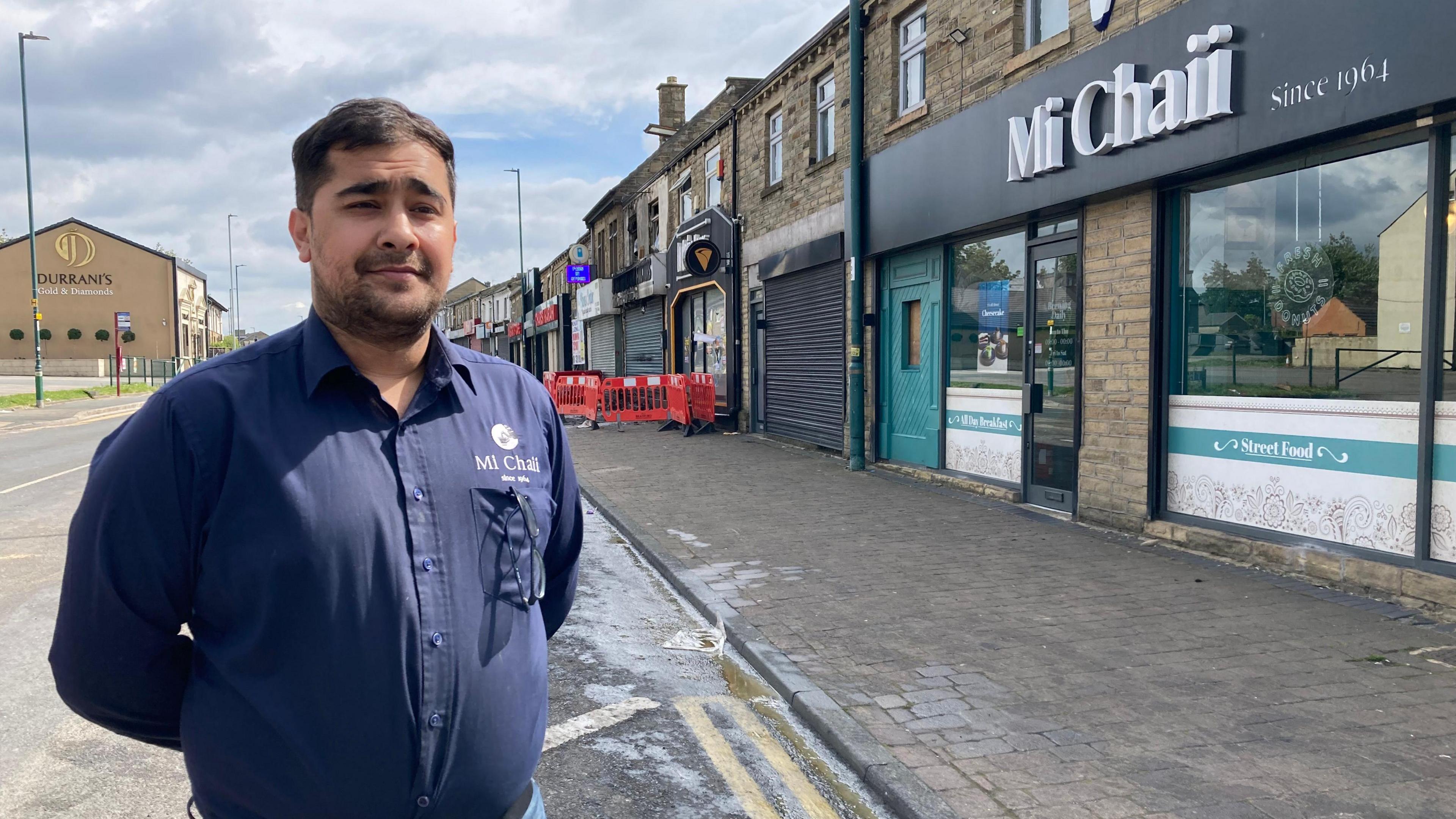 Sohail Khan on Leeds Road