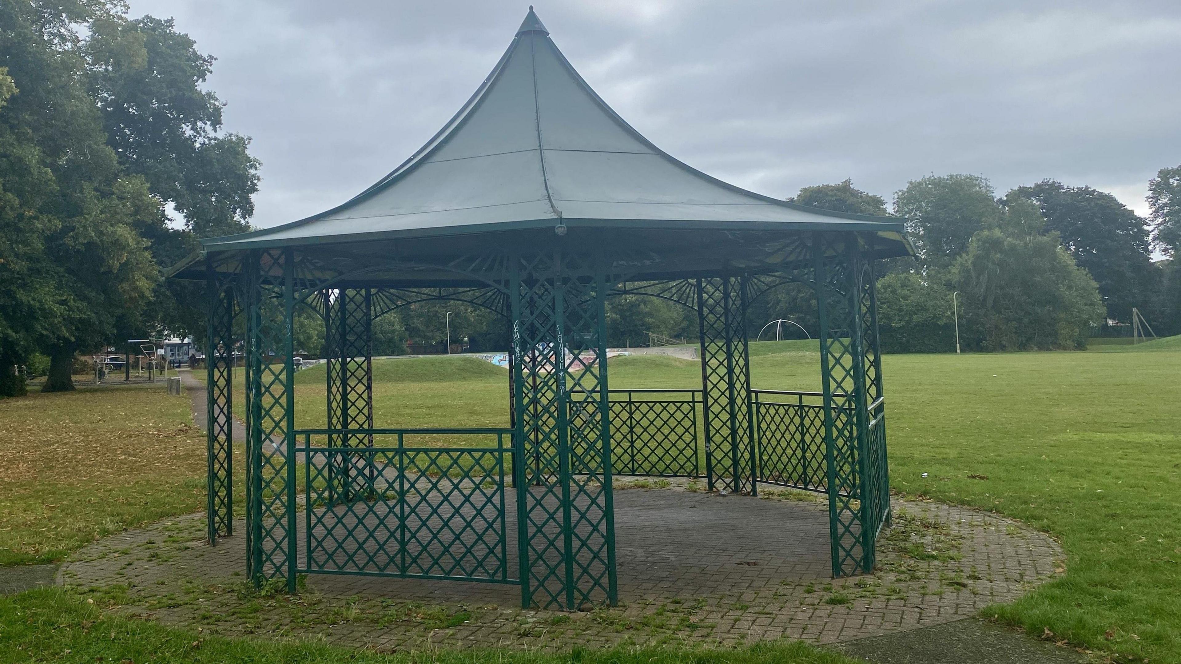 The current bandstand in Southfields Park