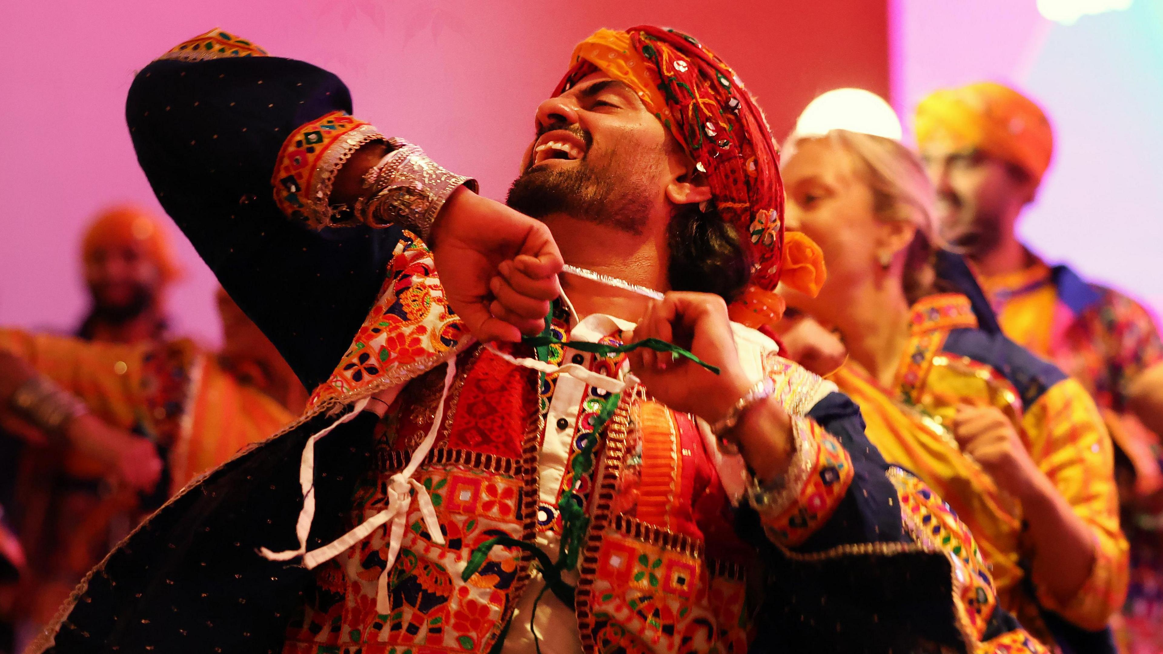Garba dancers in Glasgow