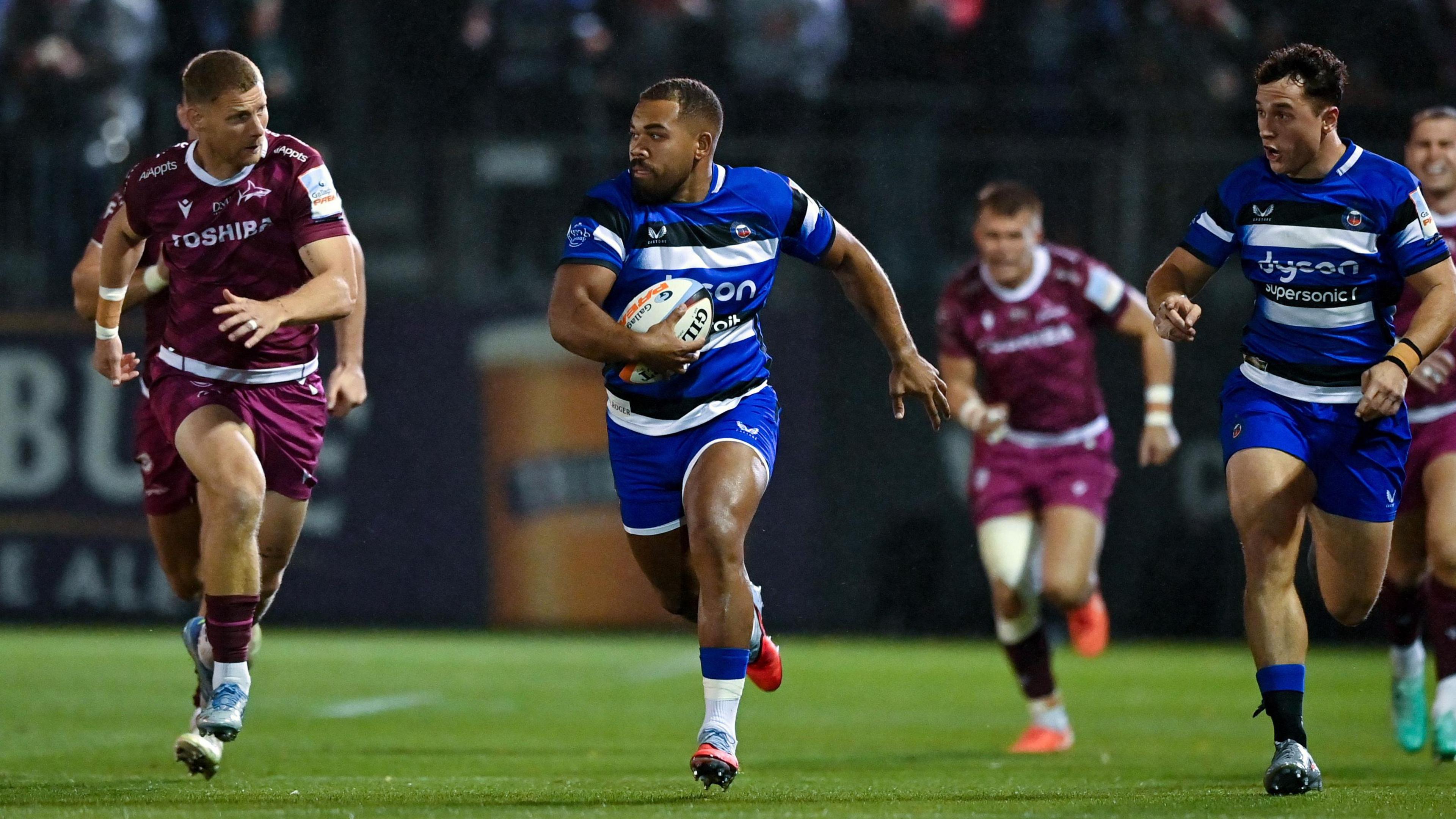 Bath and England rugby star Ollie Lawrence
