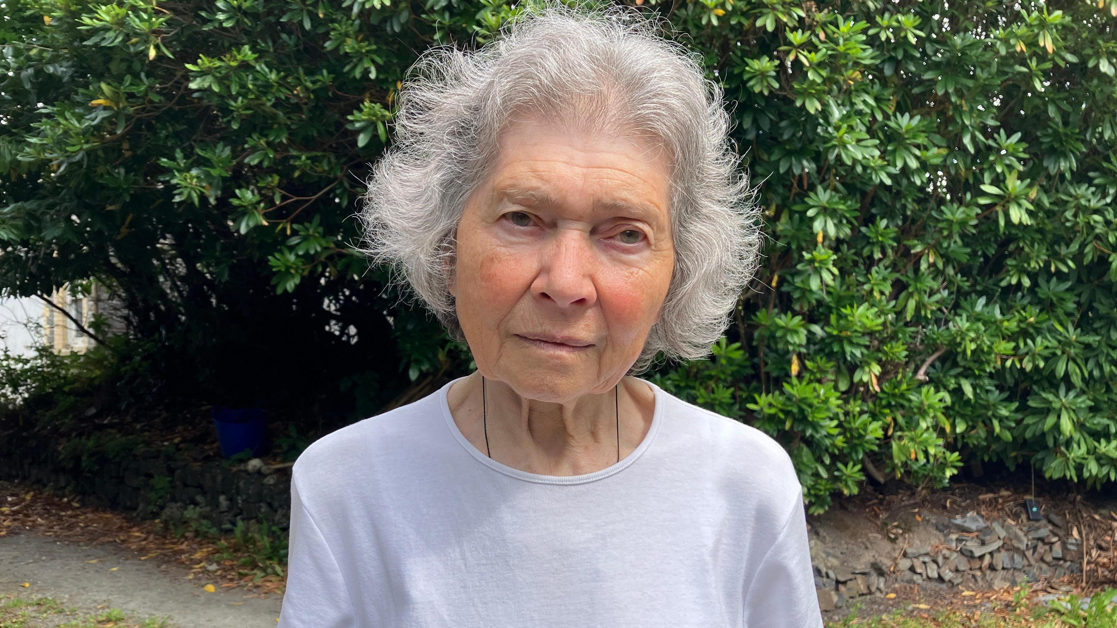 Llun o Elizabeth Morley