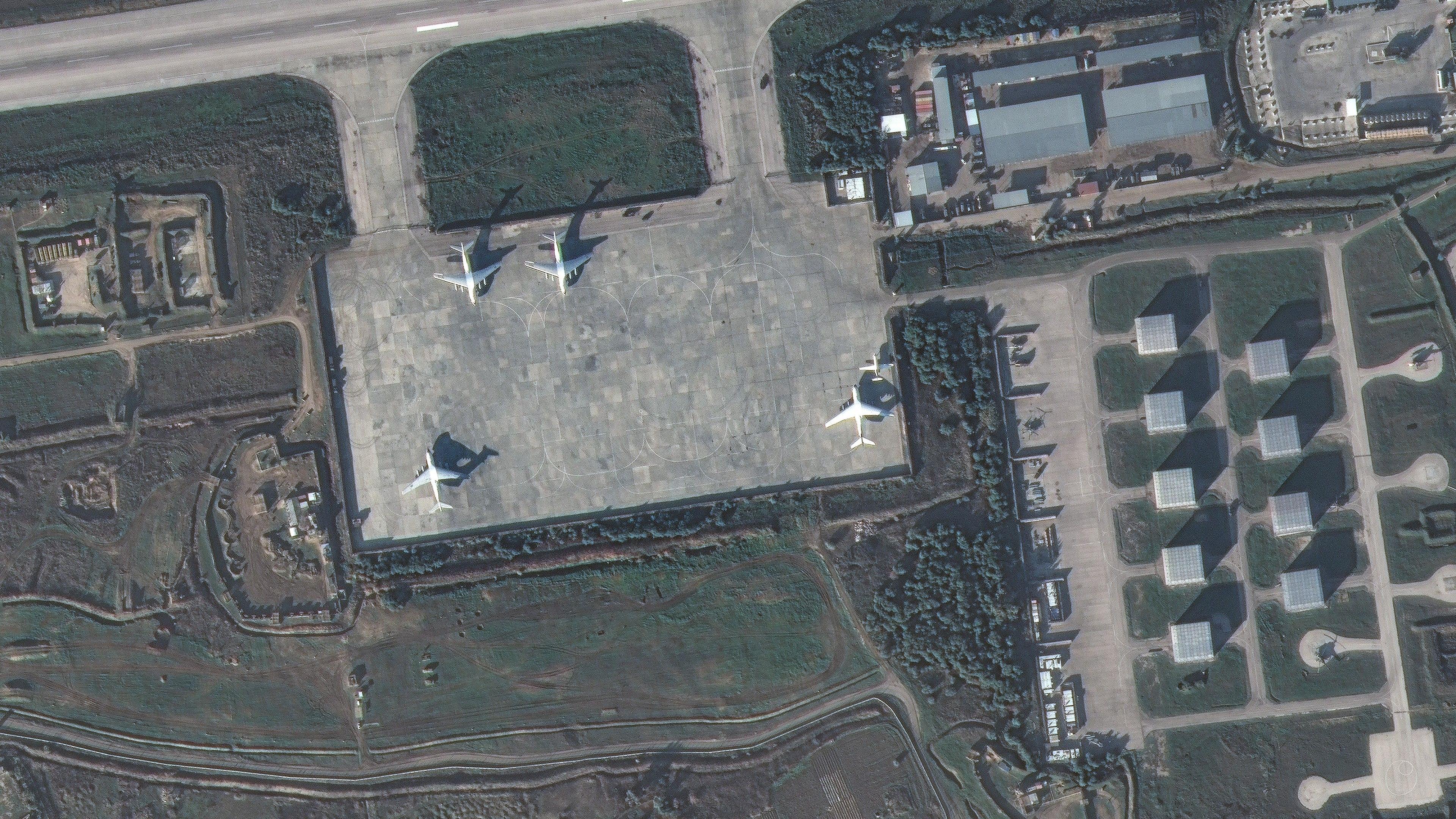 A satellite image from Maxar Technologies showing planes at Hmeimim air base on 15 December