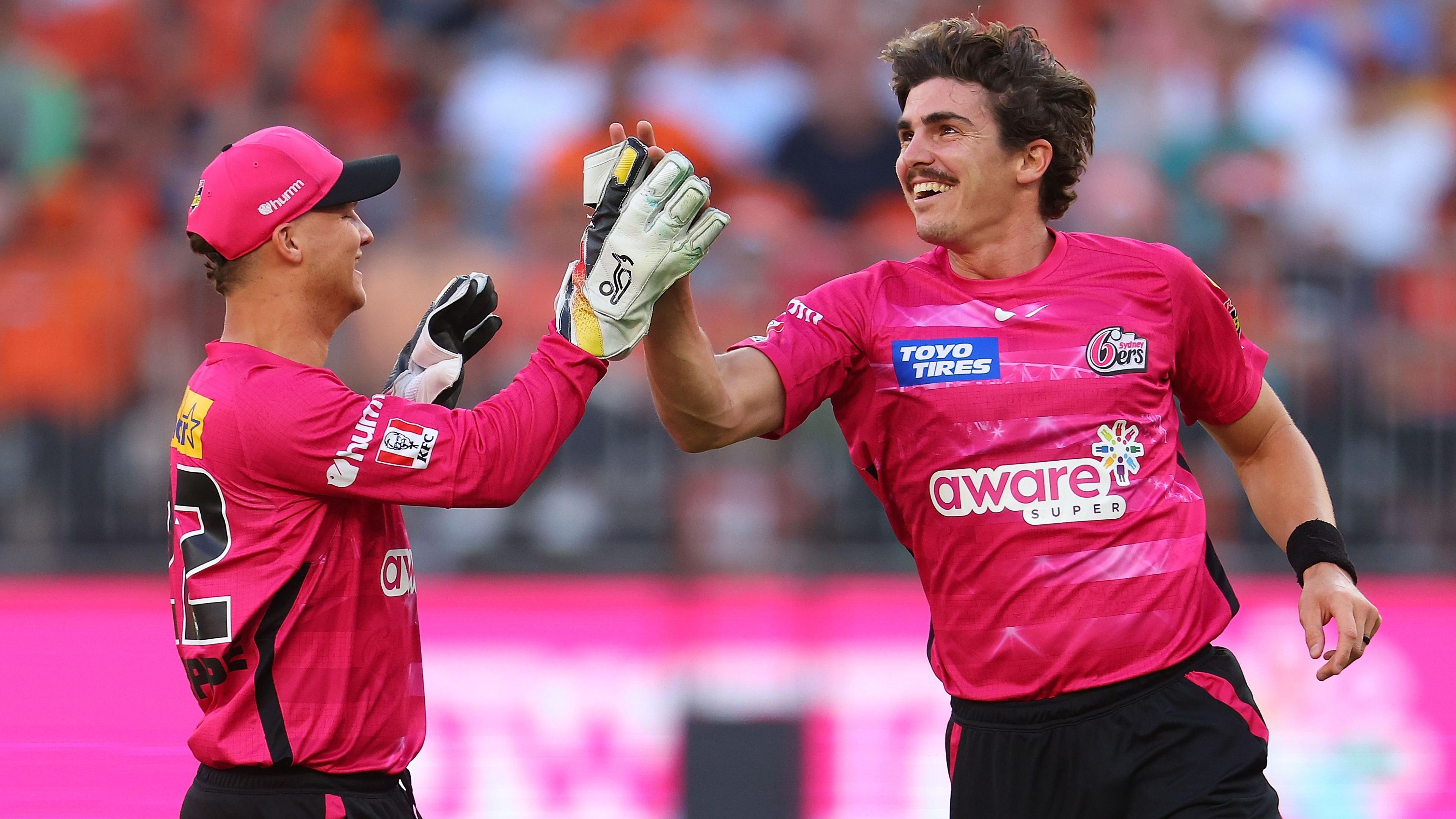 Sean Abbott of Sydney Sixers celebrates a wicket