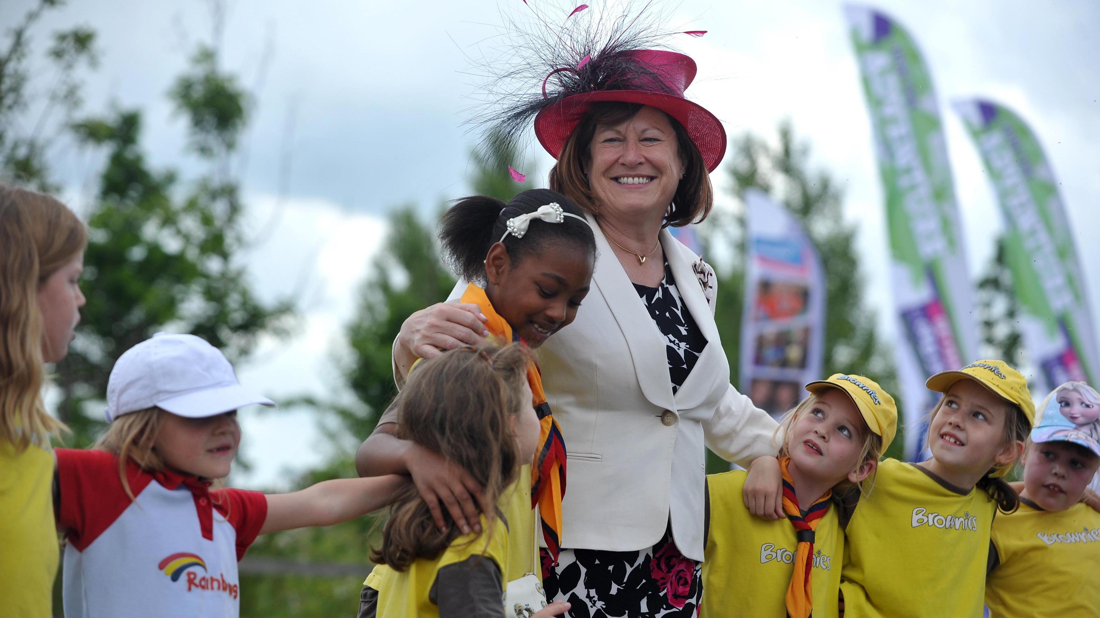 Helen Nellis with Girl Guides