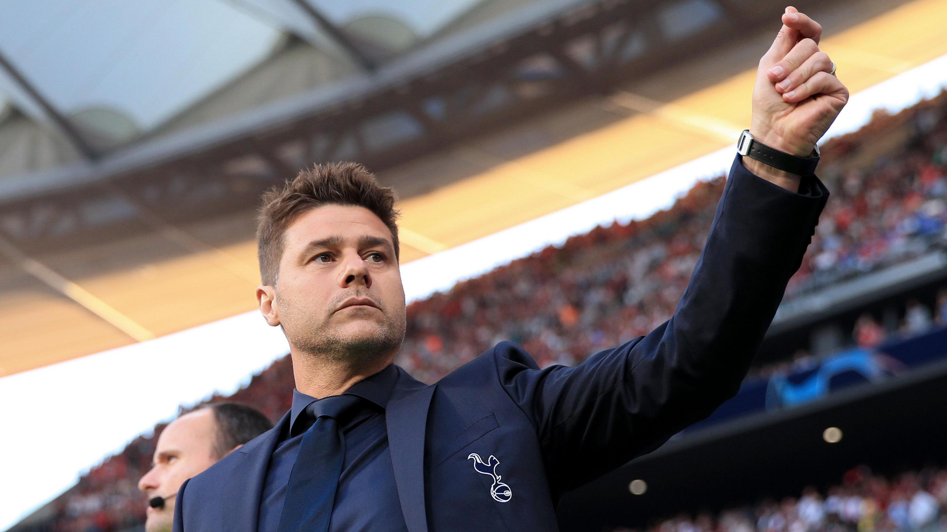 Mauricio Pochettino on the touchline before the 2019 Champions League final