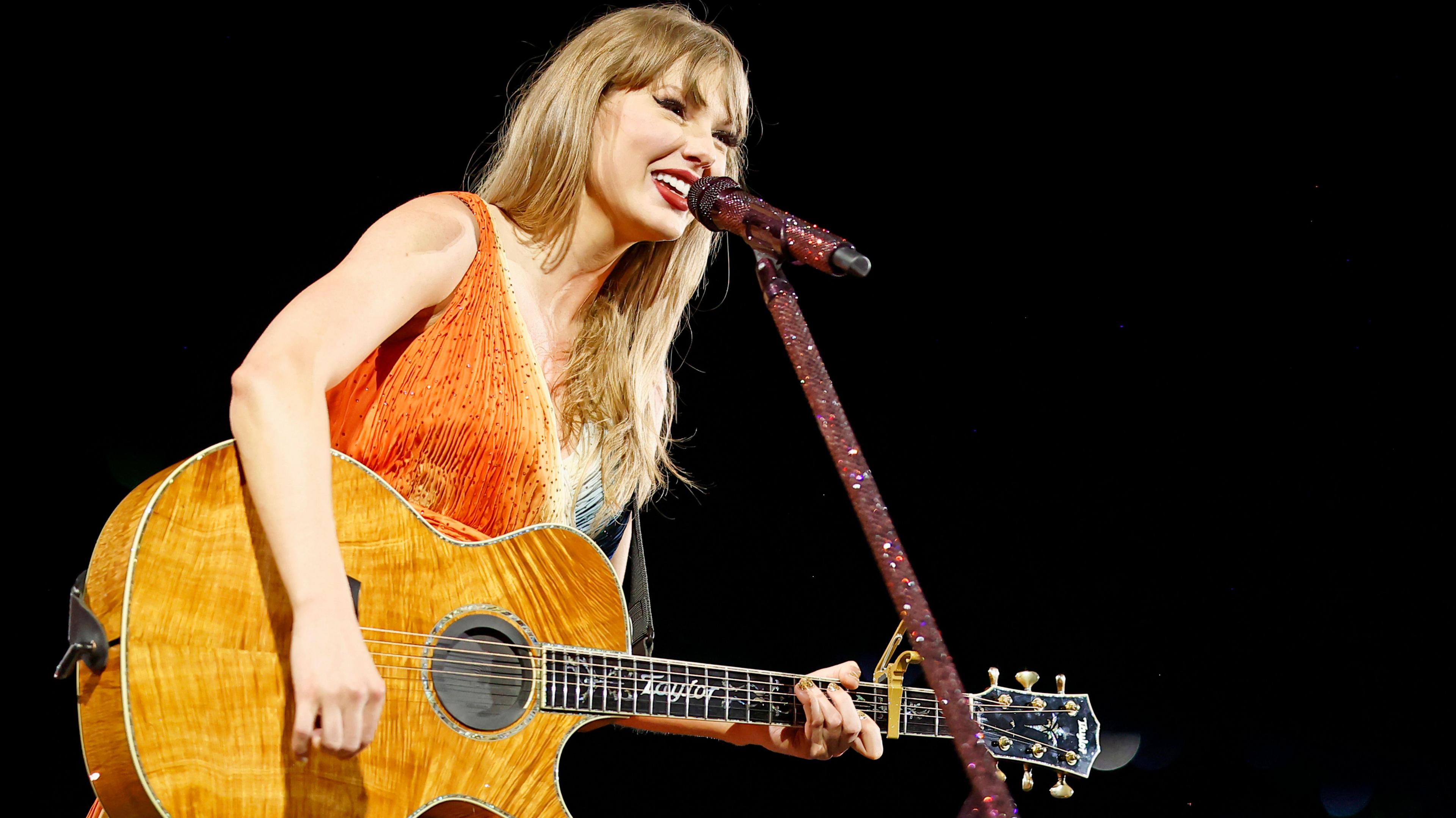 Taylor Swift performs onstage during "Taylor Swift | The Eras Tour" at Rogers Centre on November 14, 2024 in Toronto, Ontario