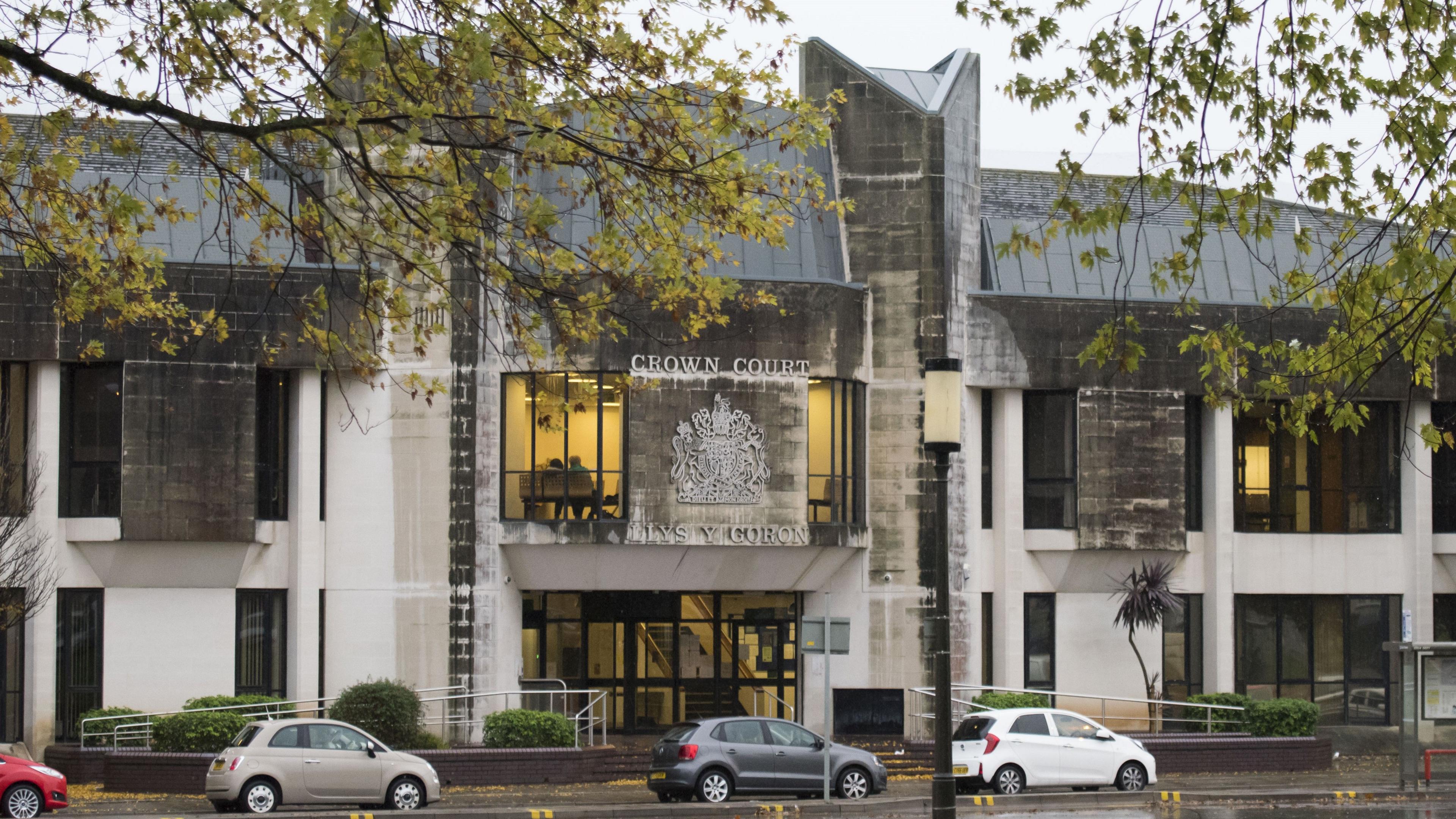 Llys y Goron Abertawe