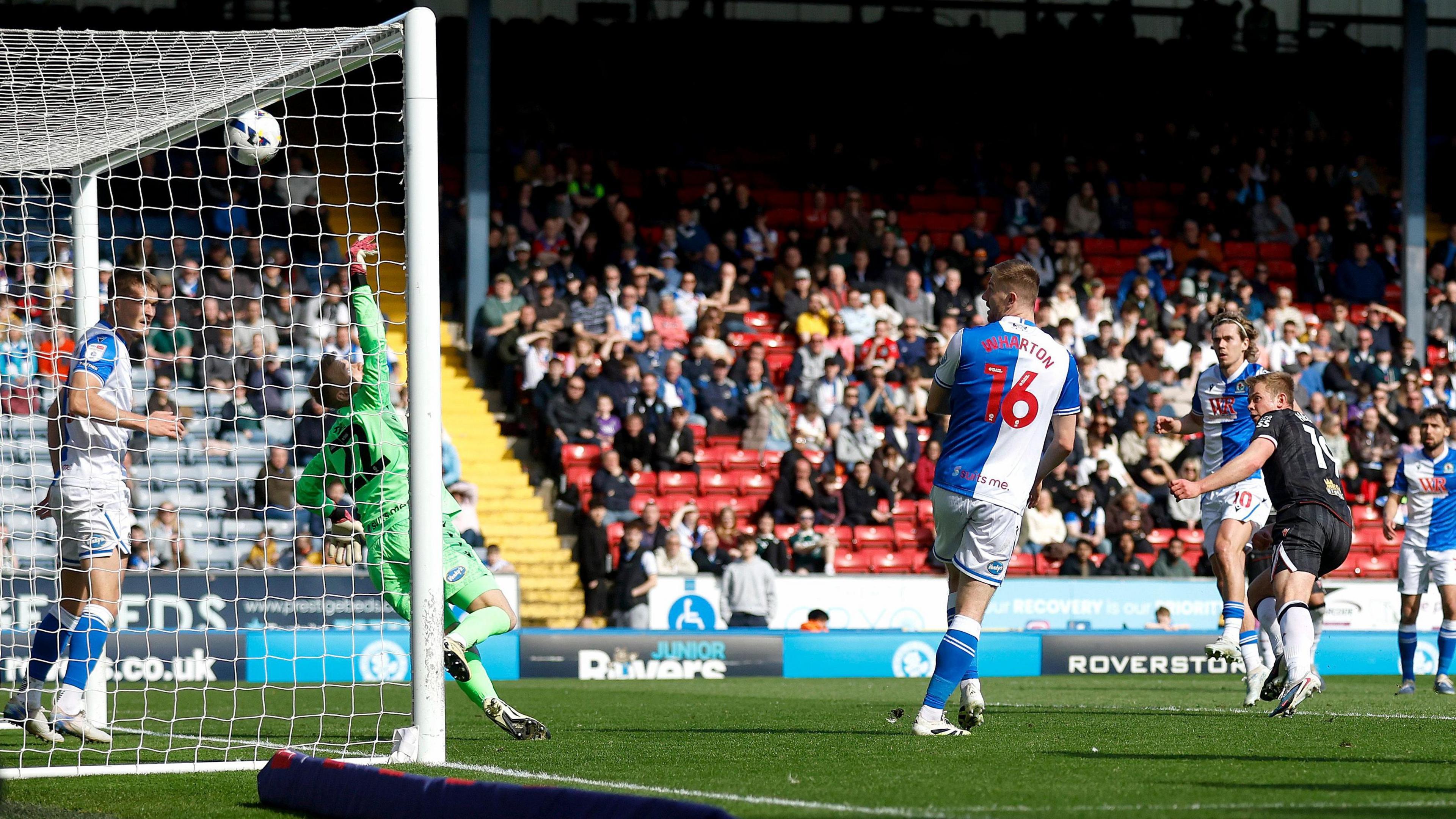 Aune Heggebo's first-half effort hits the bar