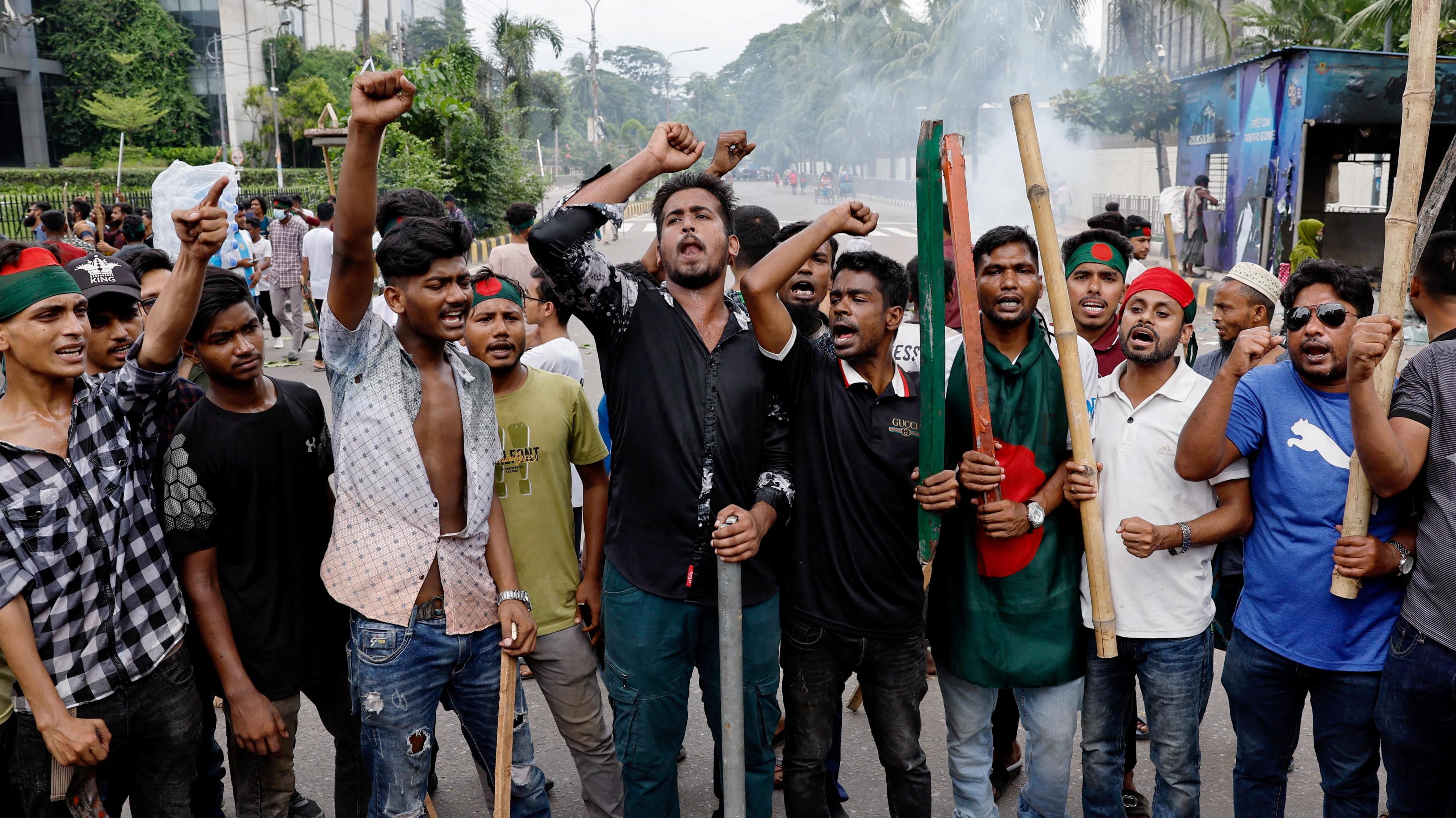 Demonstrators demanding the stepping down of former Bangladeshi Prime Minister Sheikh Hasina