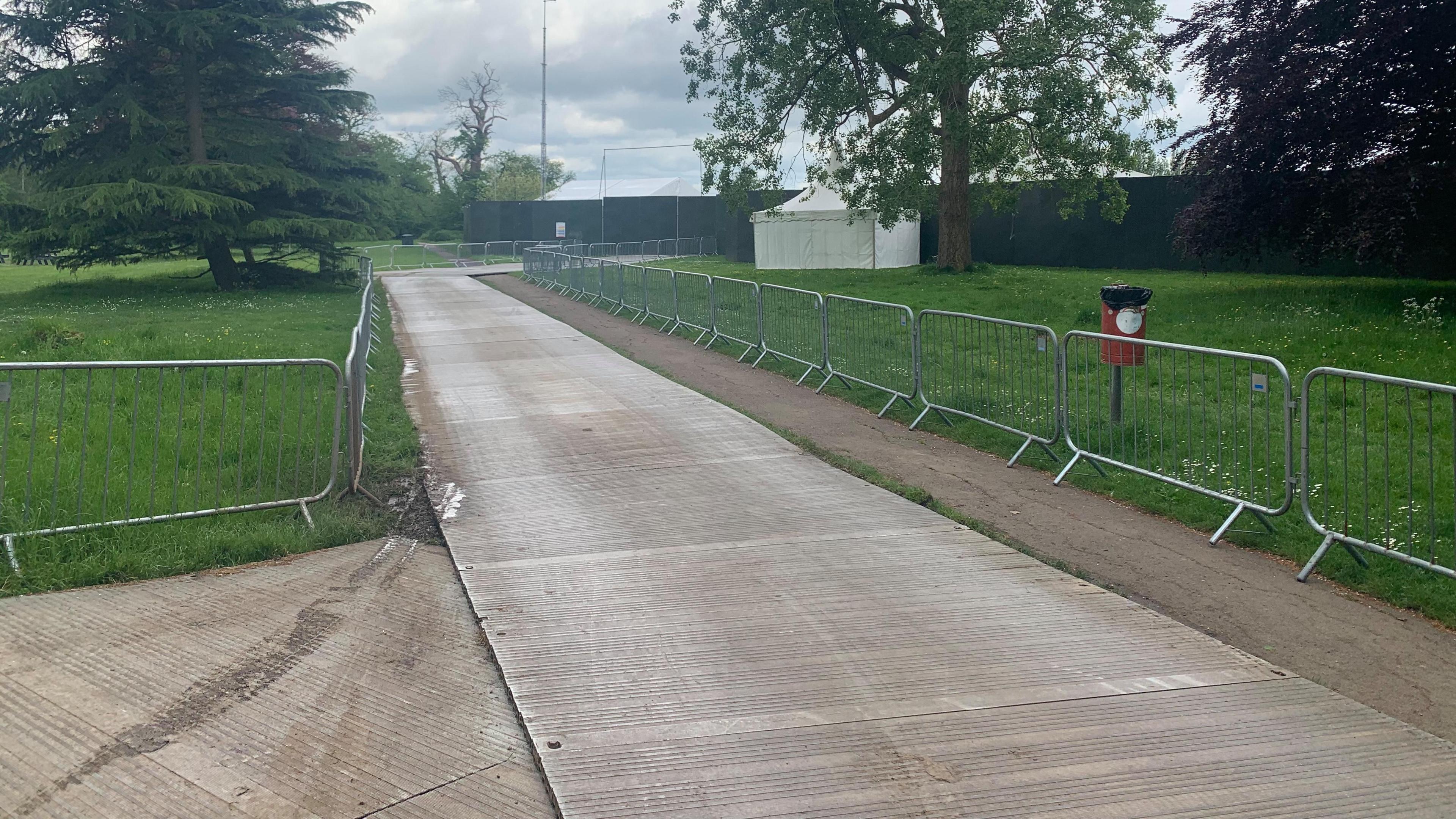 Temporary roads and fencing in place in Stockwood Park