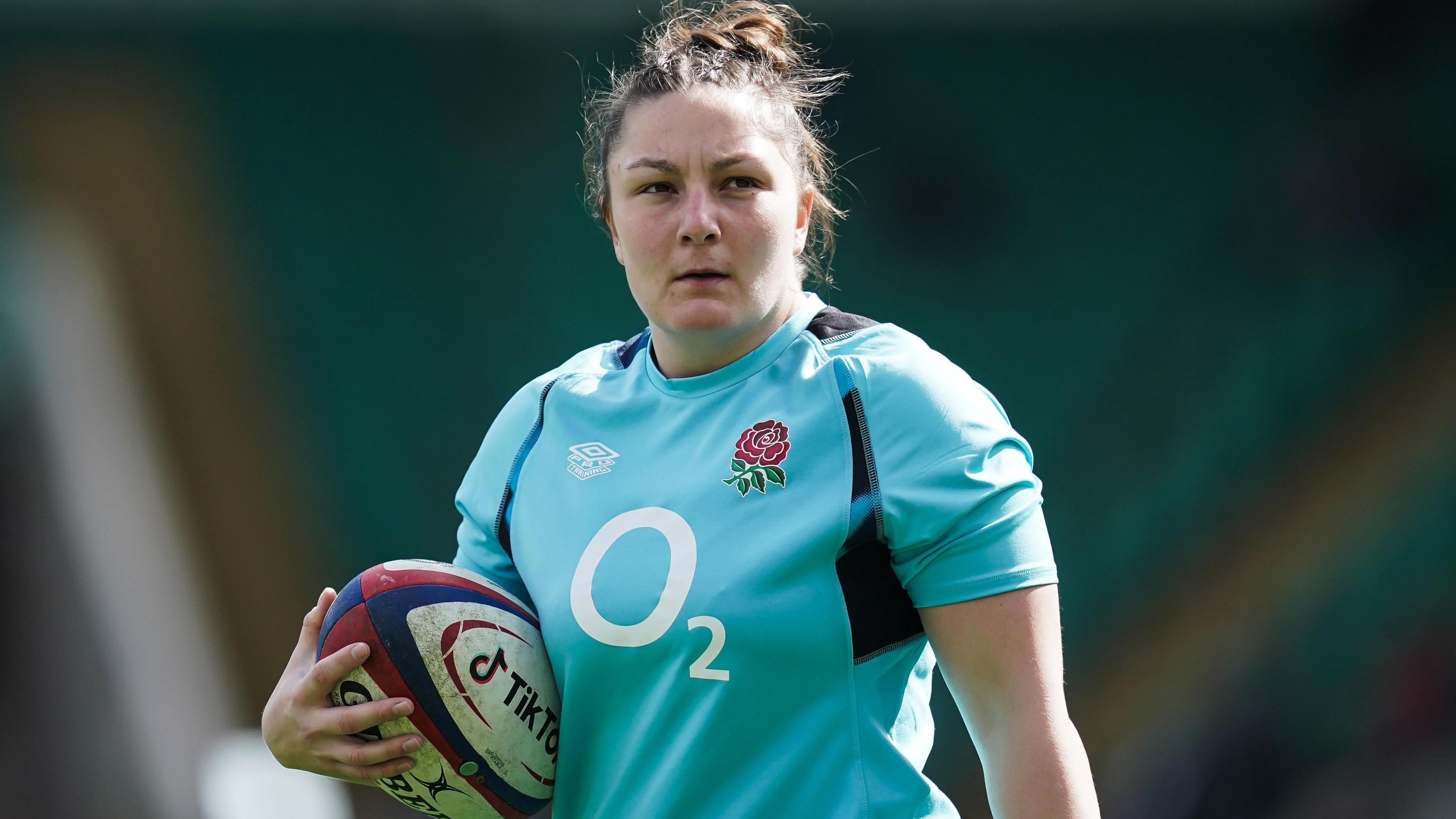 Amy Cokayne playing rugby union for England women