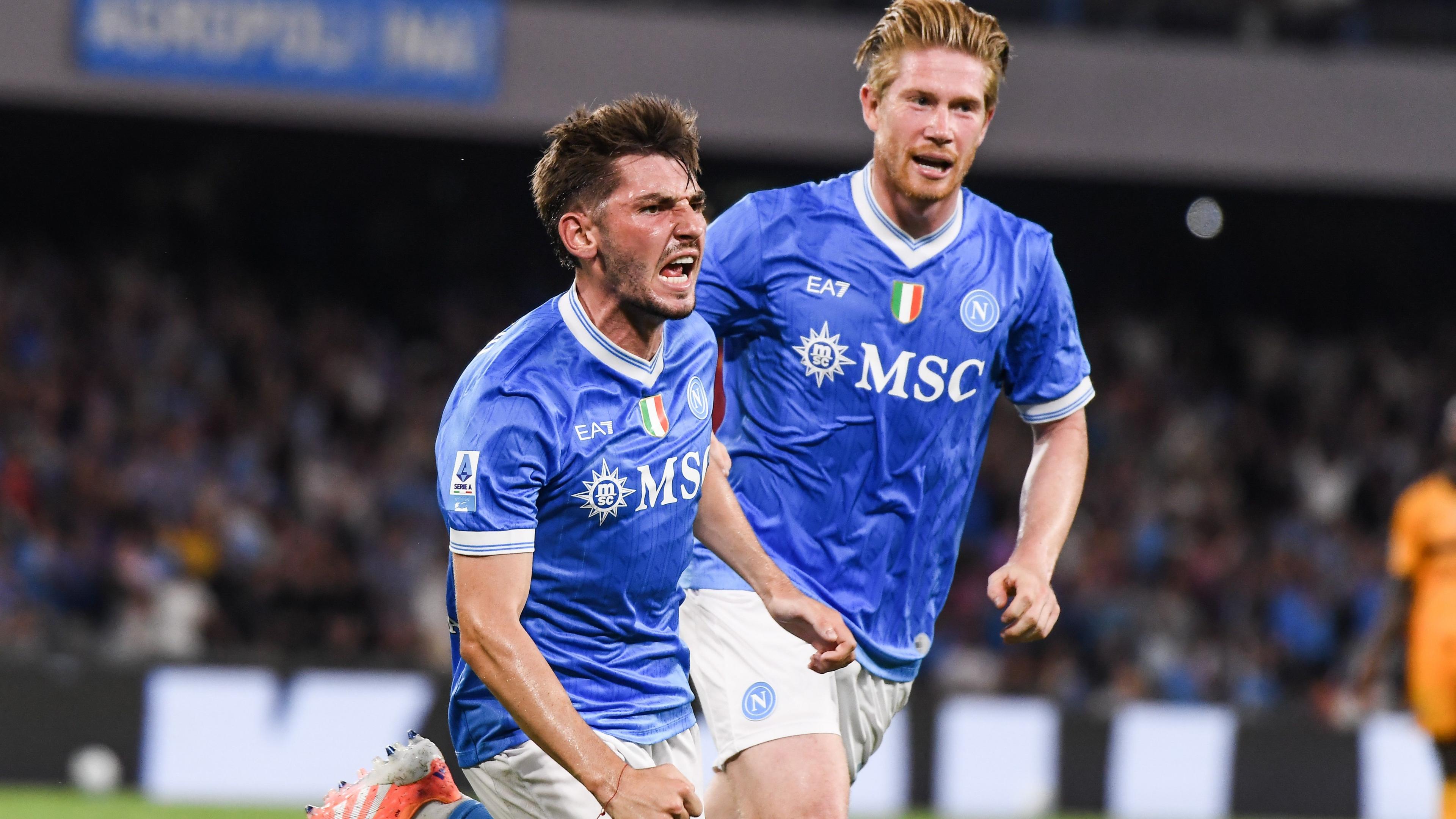 Napoli's Billy Gilmour (left) celebrates