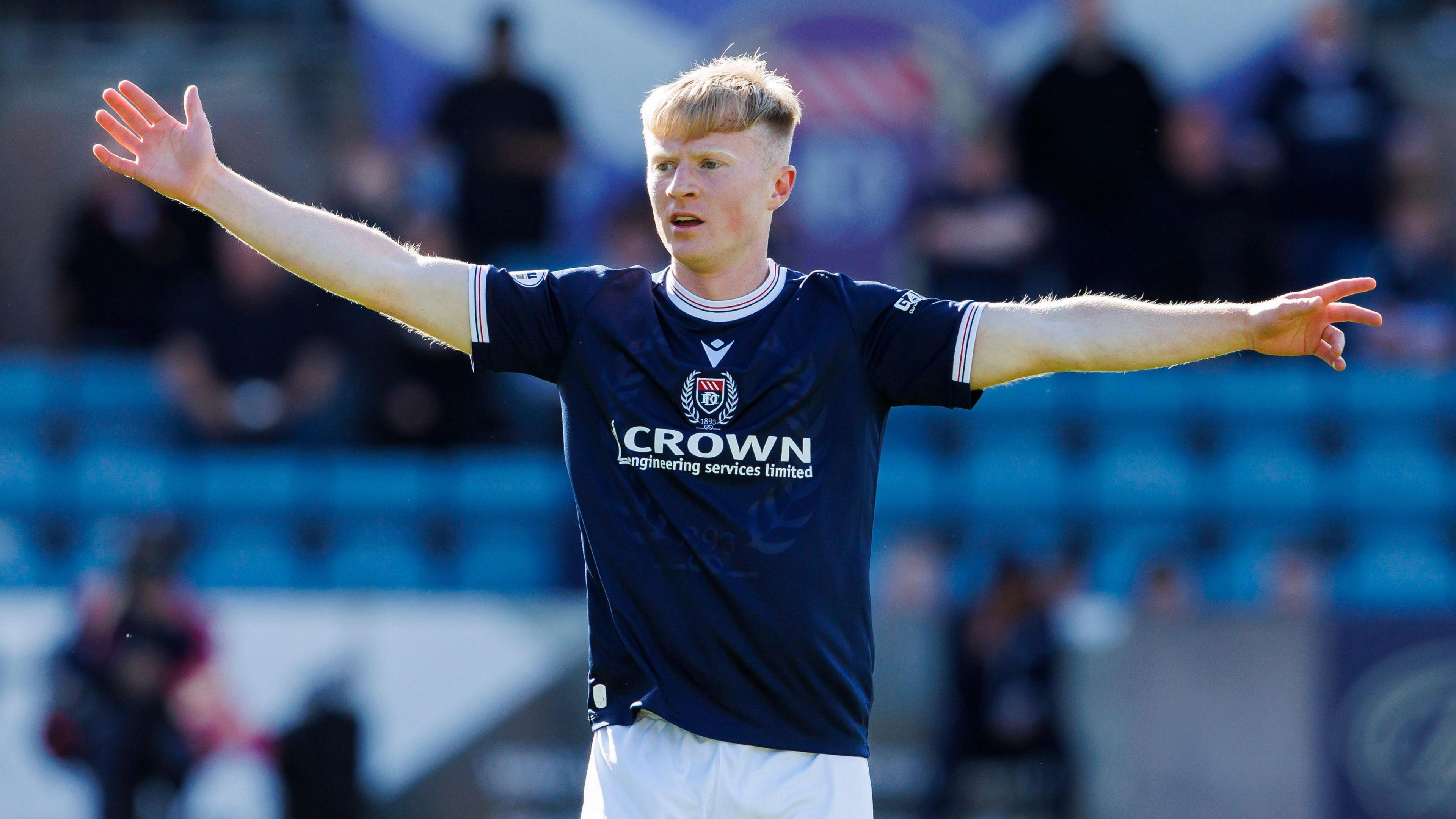 Lyall Cameron in action for Dundee