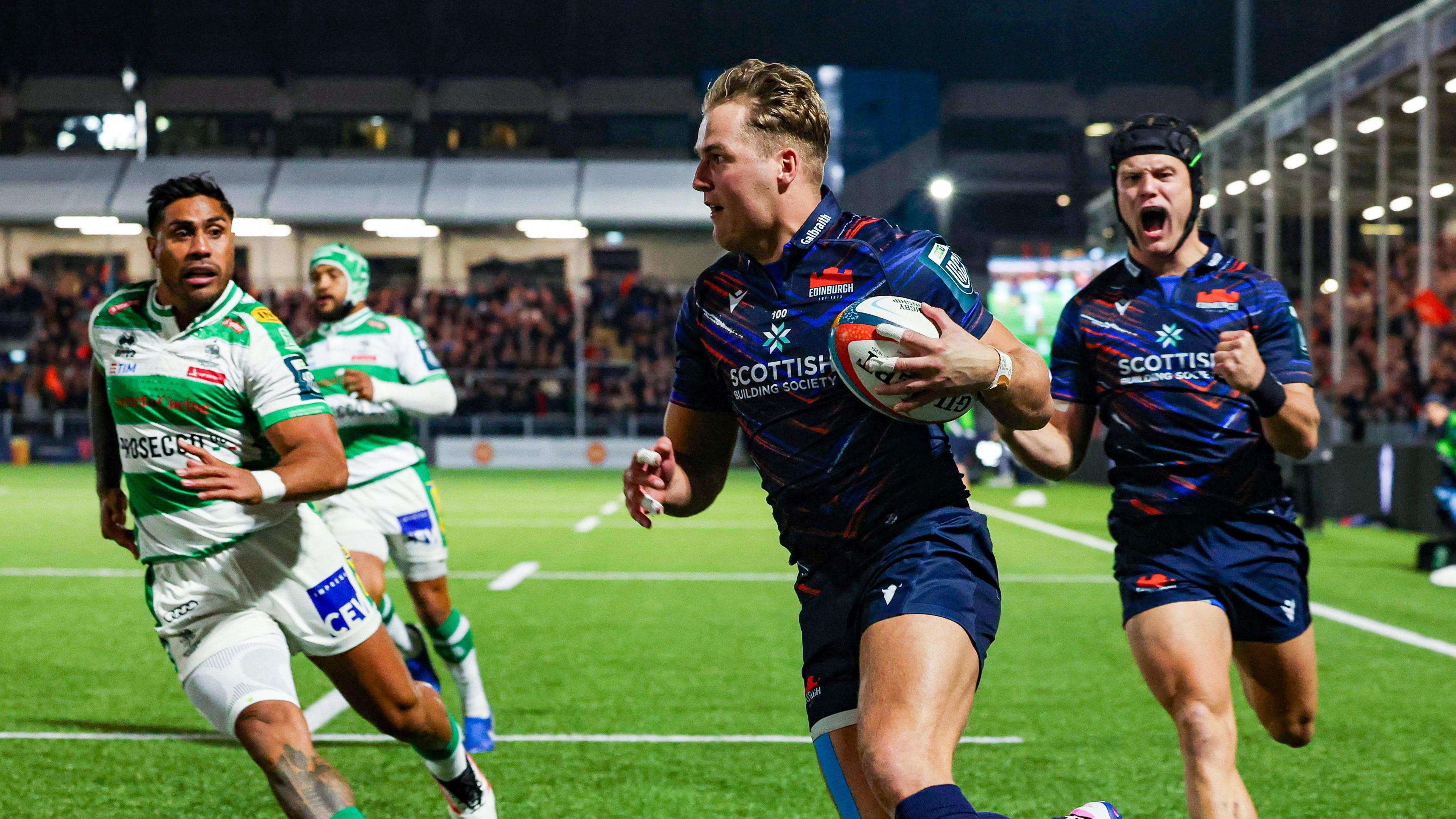 Duhan van der Merwe try