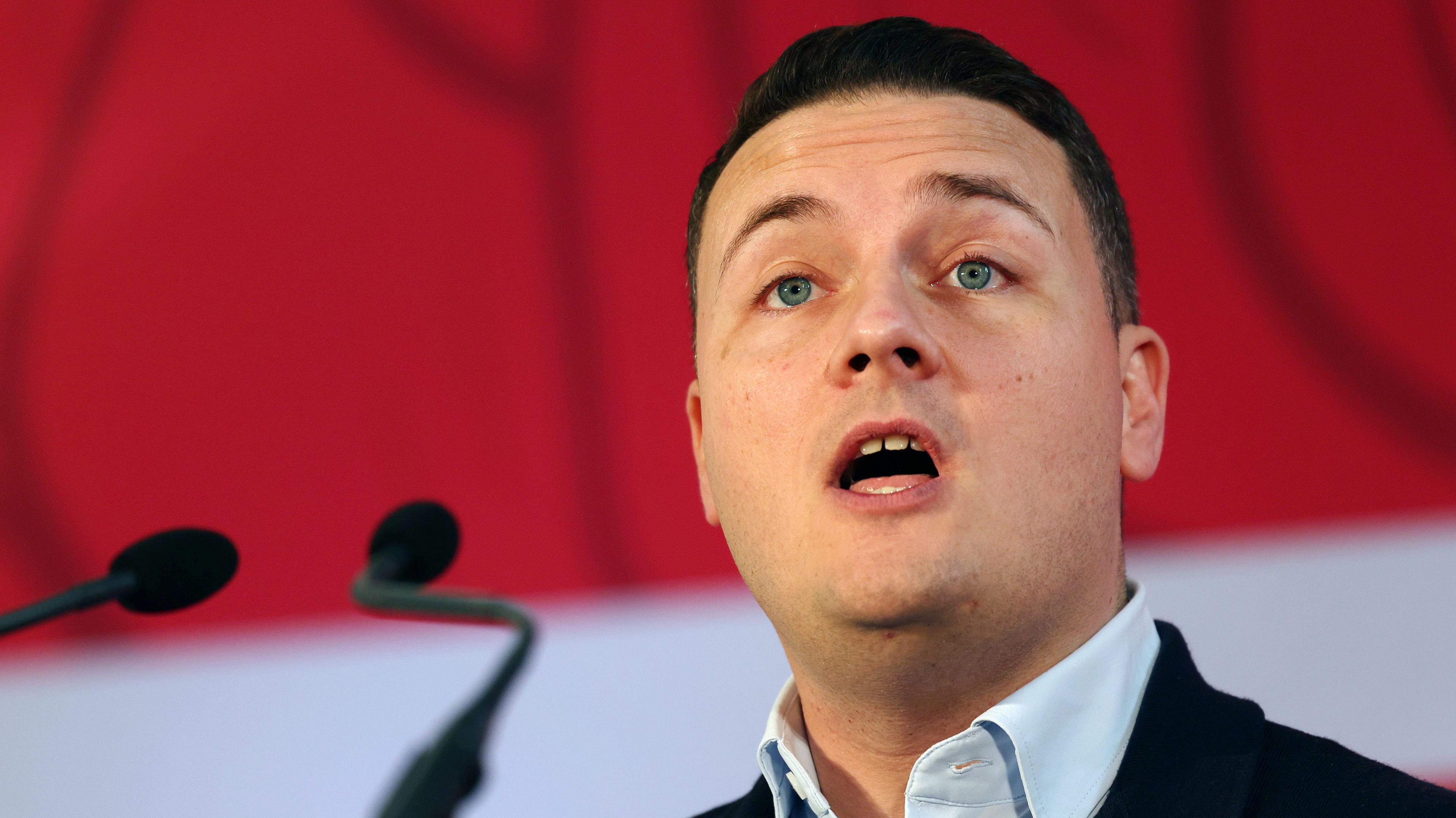 Wes Streeting makes a speech