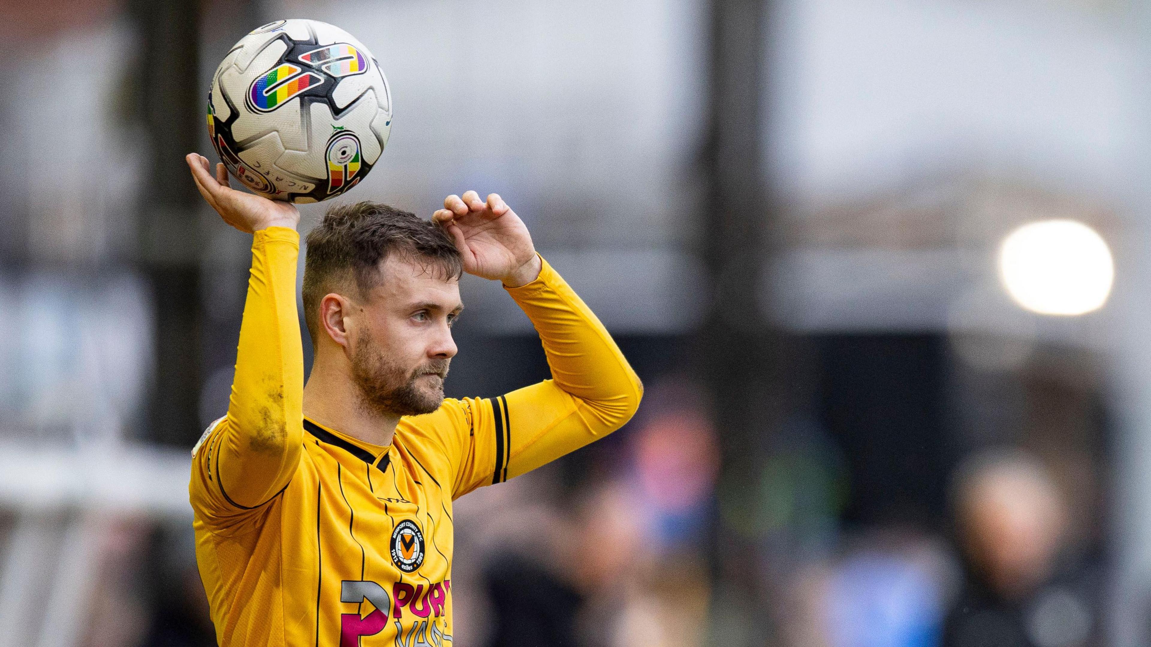 Shane McLoughlin takes a throw in