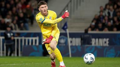 Ewen Jaouen in action for Stade de Reims